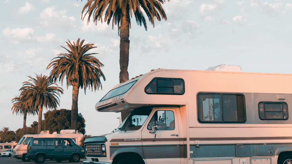 Entdecke die Top 10 personalisierten Geschenkideen für Camper - Roo's Gift Shop