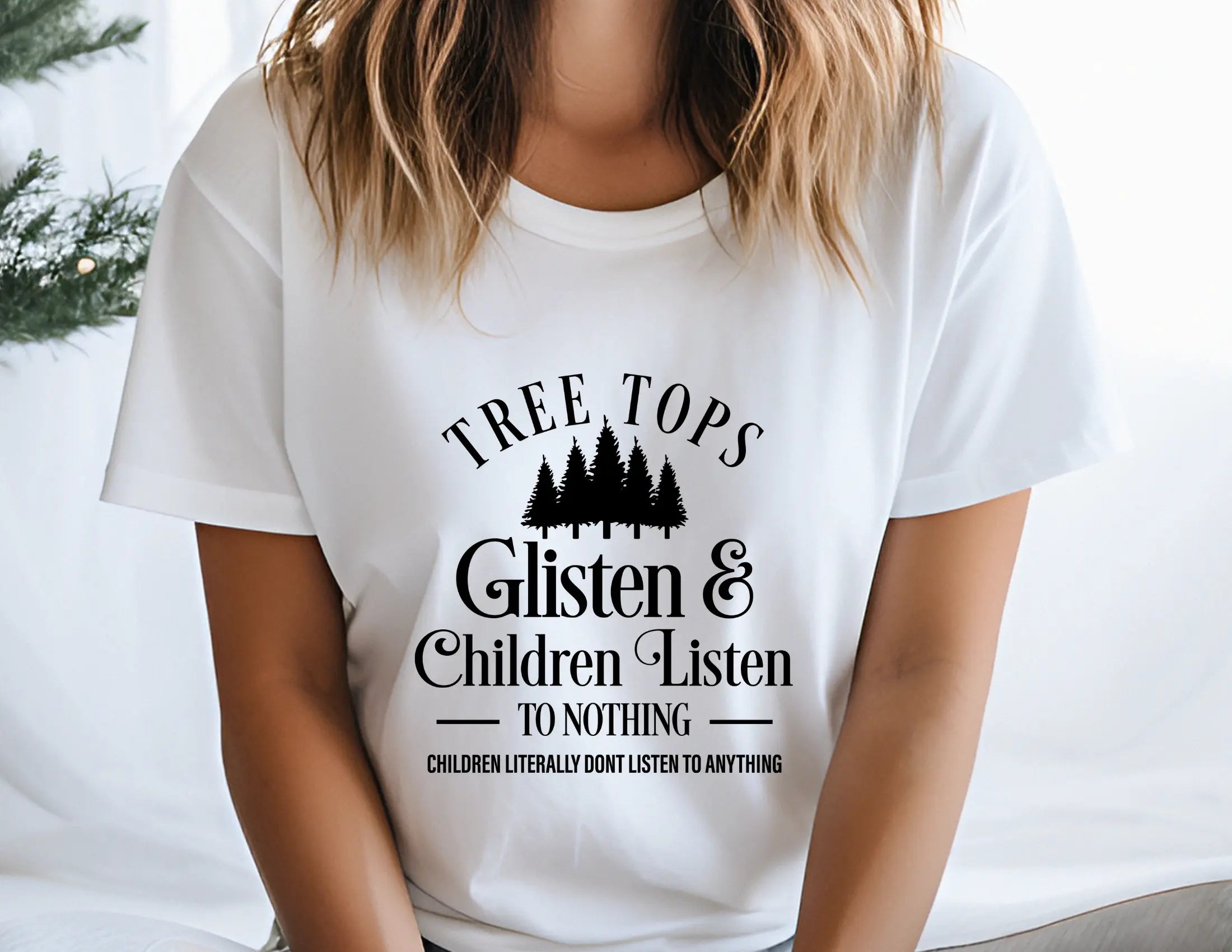 T-Shirt | Weihnachten | Tree tops glisten | weiß Roo's Gift Shop