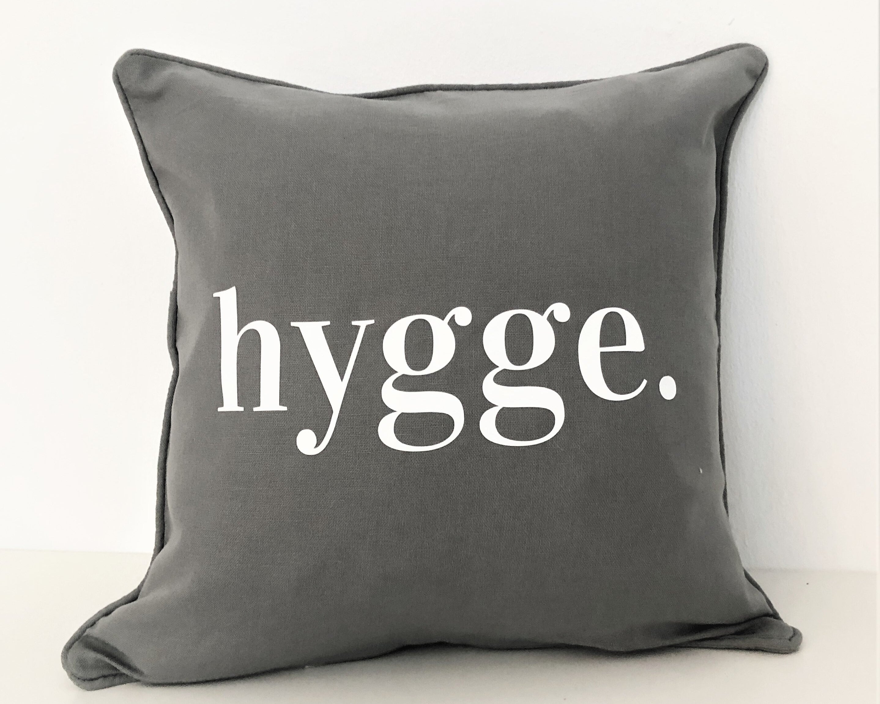 HYGGE Kissen | Kissenbezug aus Baumwolle | minimalistische Deko | 45 x 45 cm