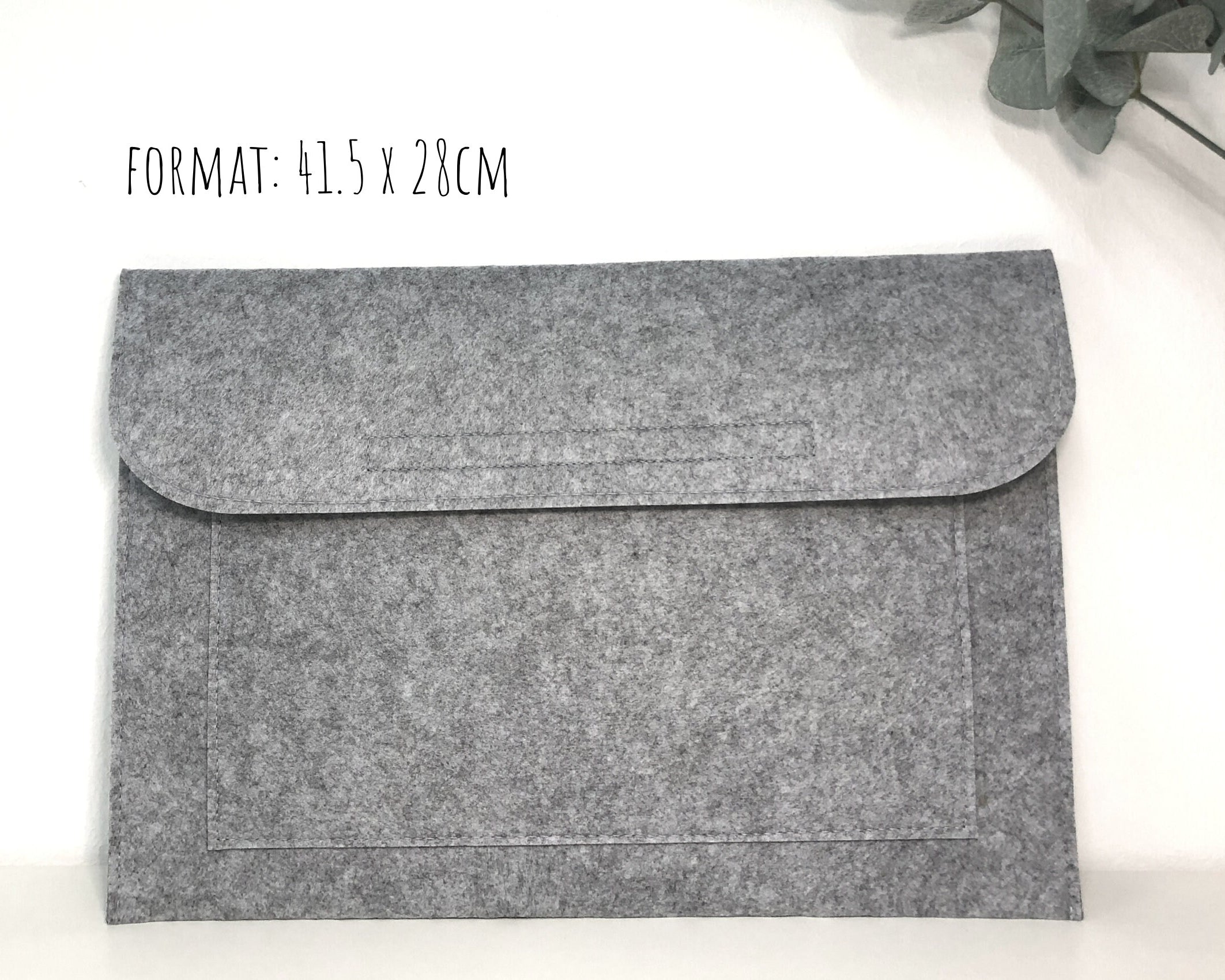 Hellgraue Sammelmappe | personalisierte Filzmappe | passend für DIN A4 | Name des Kindes | Schule | Kita | Kunstwerke Bilder Zeichnungen