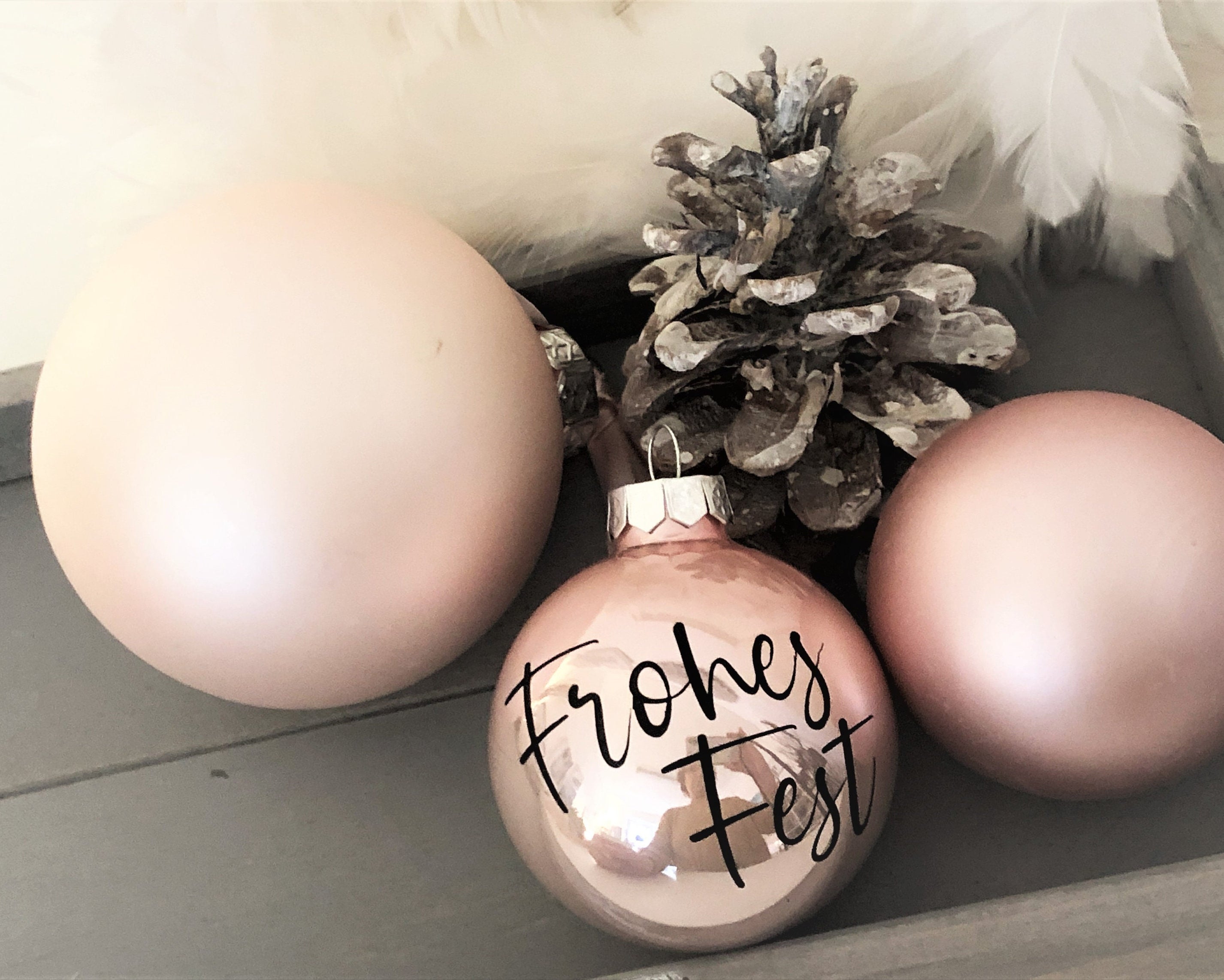 Weihnachtskugel personalisiert | 6 oder 8 cm | rosa
