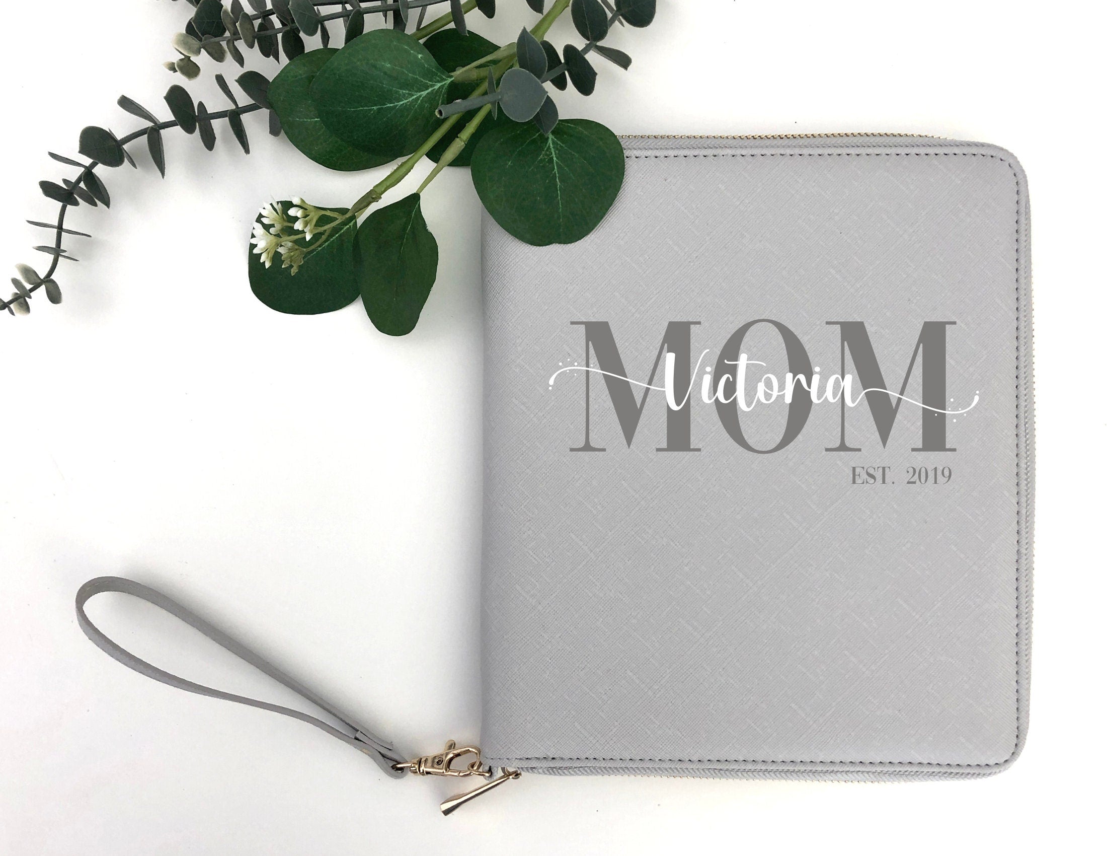 Grauer Organizer für Mutterpass & U-Heft | personalisierte Mappe für alle Unterlagen | Dokumenten Hülle für Mama und Kind