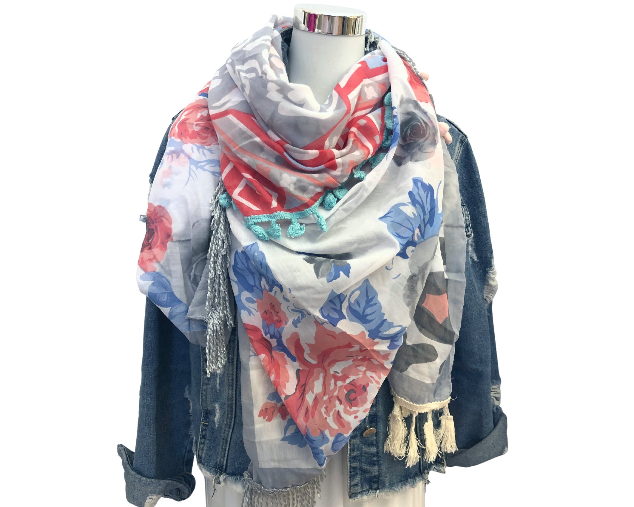 Bunter Pareo im Boho-Style | türkis rosa blau | Fransen | Bommel | Leomuster | Blumen | Ibiza Style