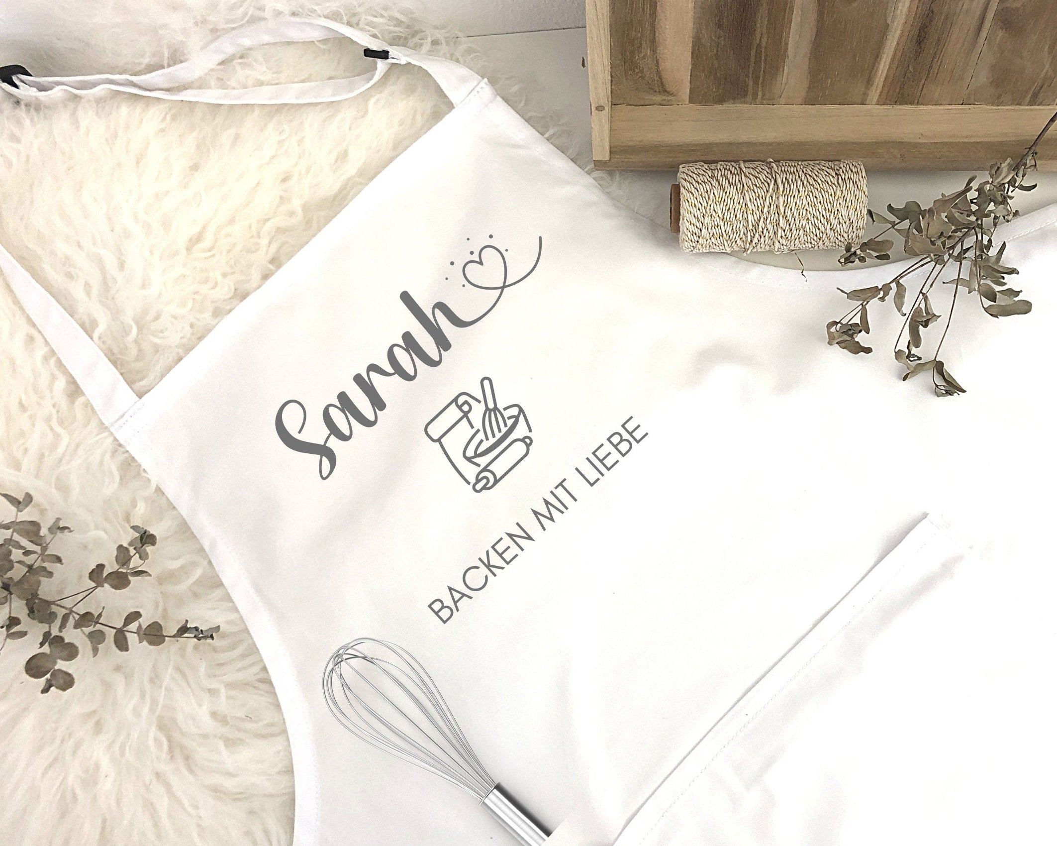 Schürze personalisiert | Backen mit Liebe | Backschürze mit Deinem Namen | One Size | weiß, grau, pink