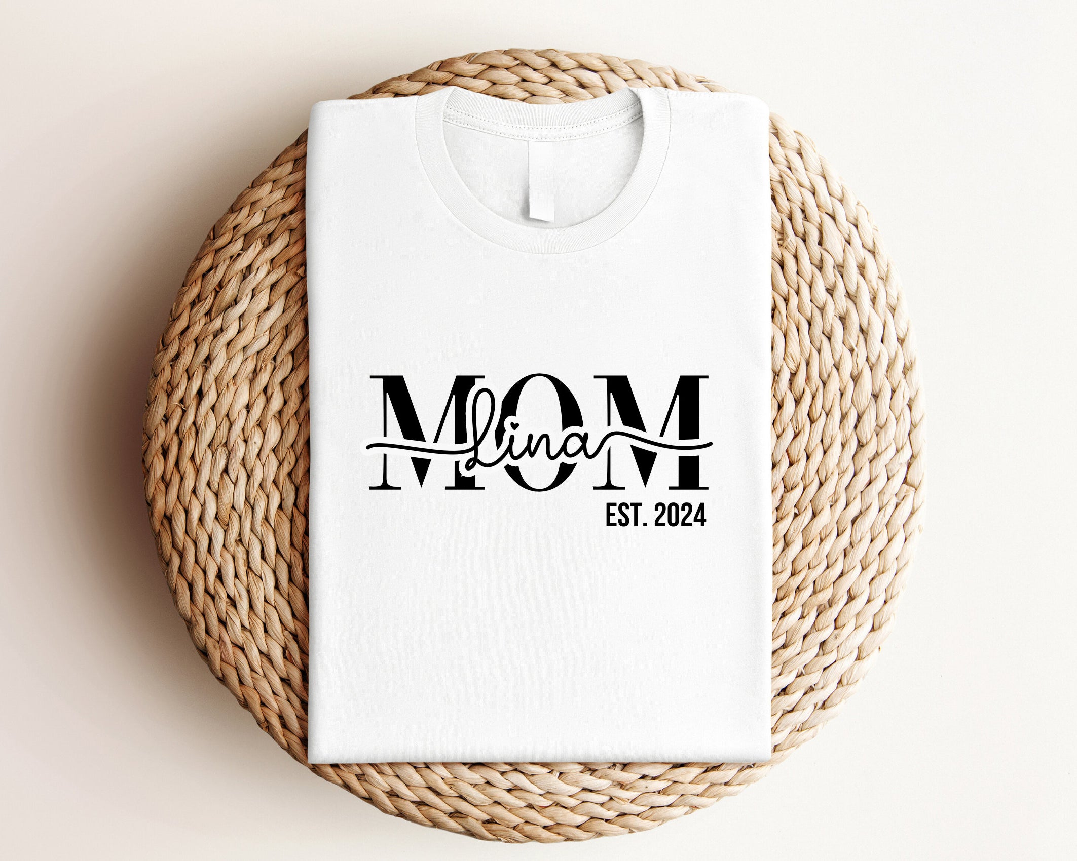 T-Shirt | Mom | personalisierbar | weiß | Muttertag