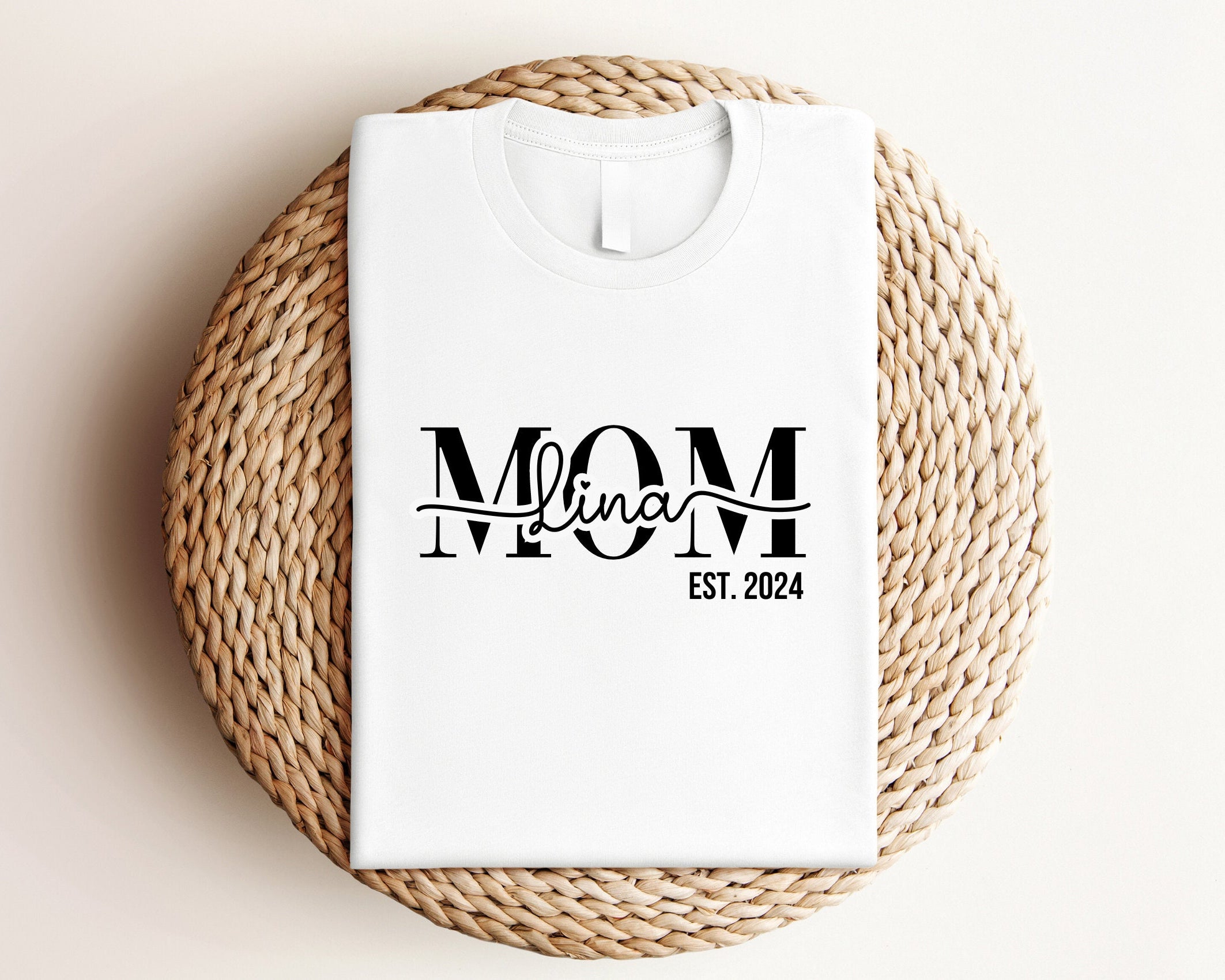 T-Shirt | Mom | personalisierbar | weiß | Muttertag