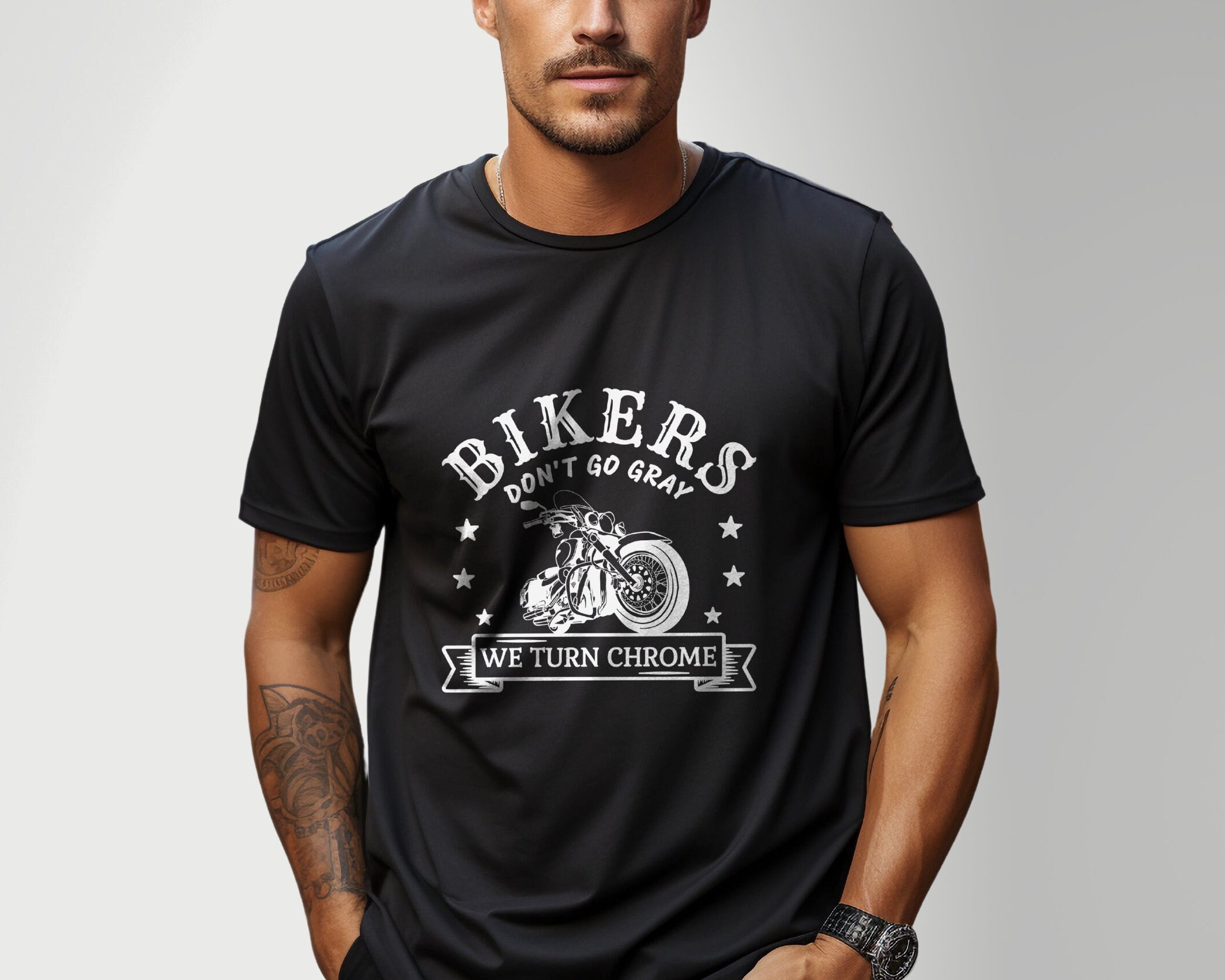 T-Shirt Herren | Bikers don't go gray - we turn chrome | personalisierbar | schwarz oder weiß