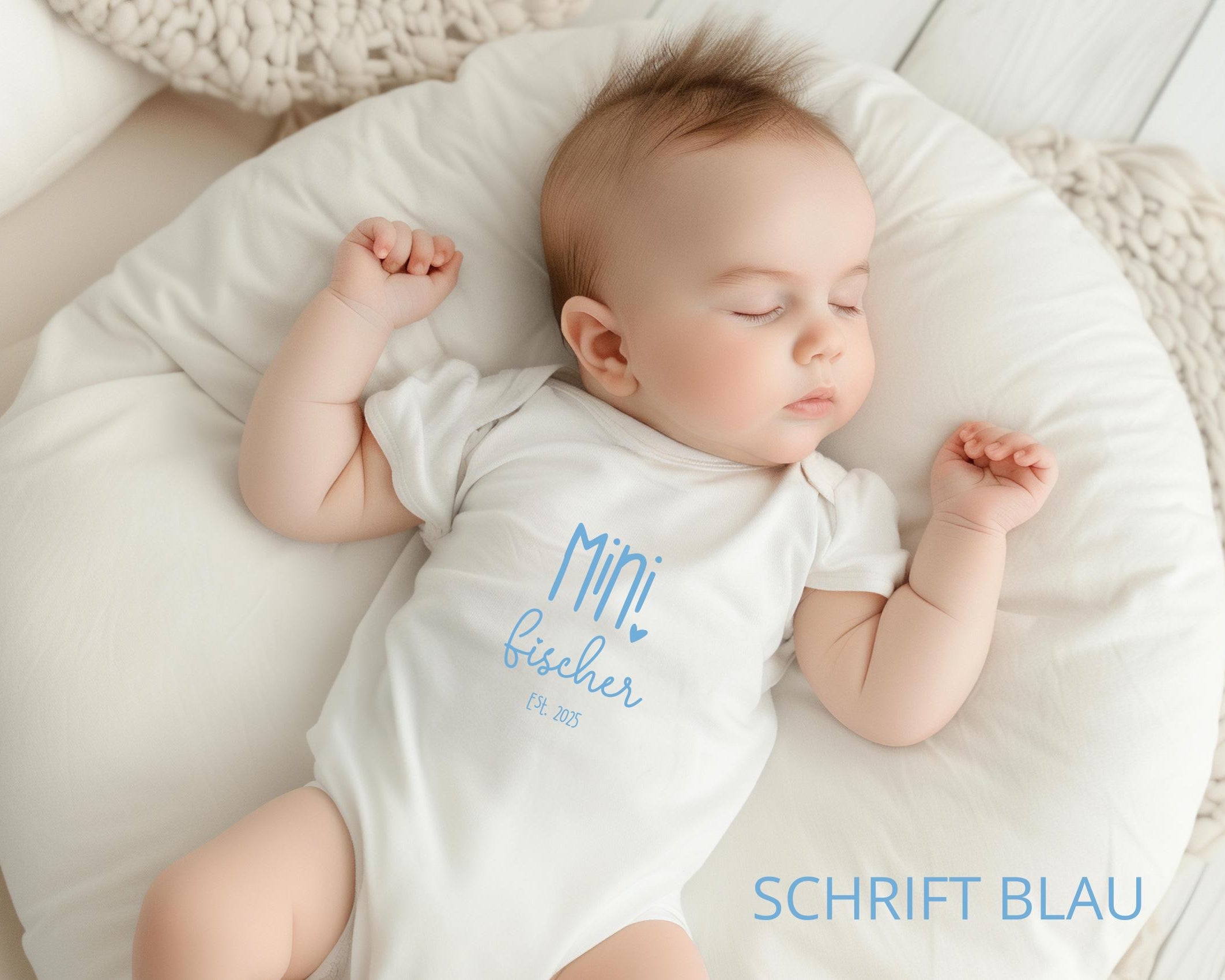 Baby Body - personalisiert mit Name und Jahreszahl | MINI Name Est. | in diversen Größen und Schriftfarben