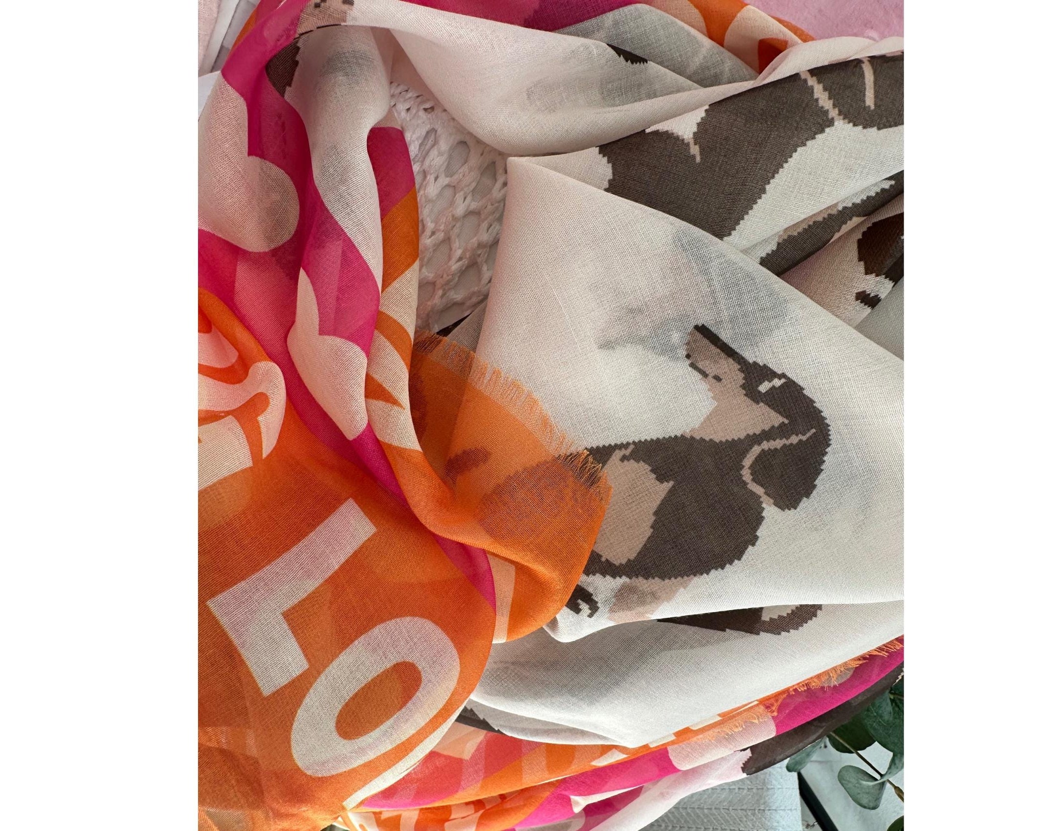 Tuch Dog Love mit Dackel | Viskosetuch | leichtes Sommertuch | Pink orange