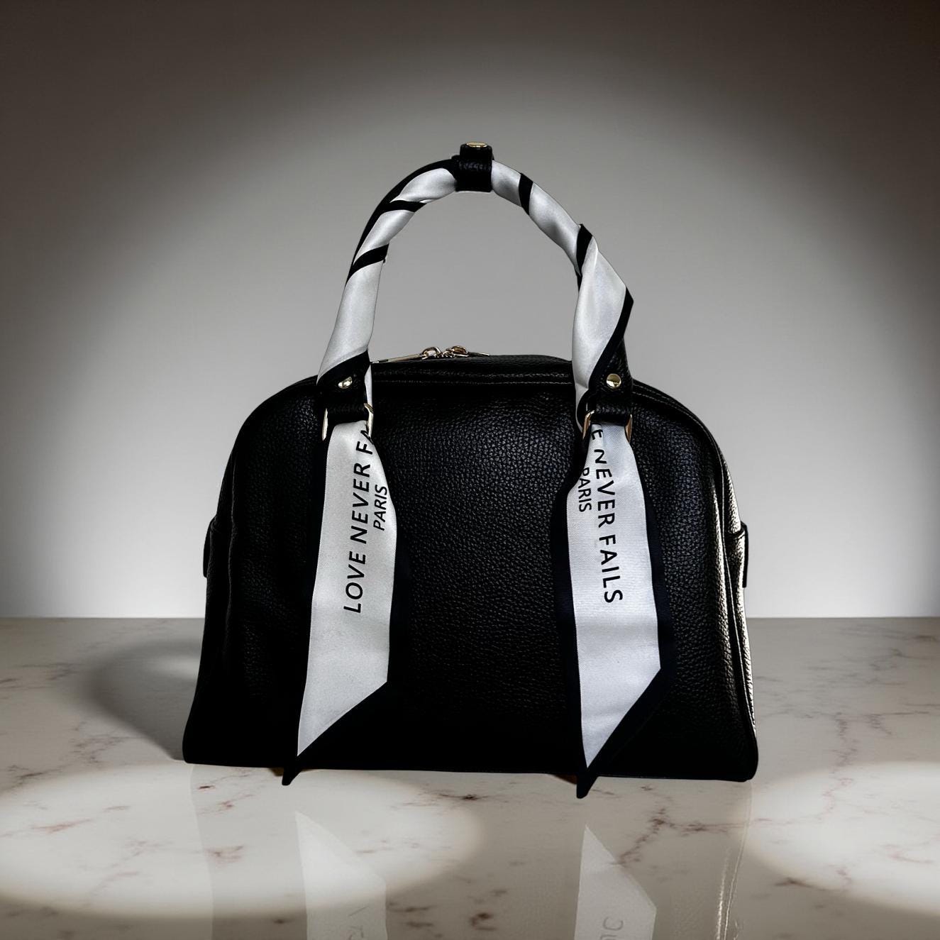 Twilly | Seidiger schmaler Schal | Haarband | Love Never Fails | für Handtasche, als Armband, Haarband, Krawatte, kleines Halstuch