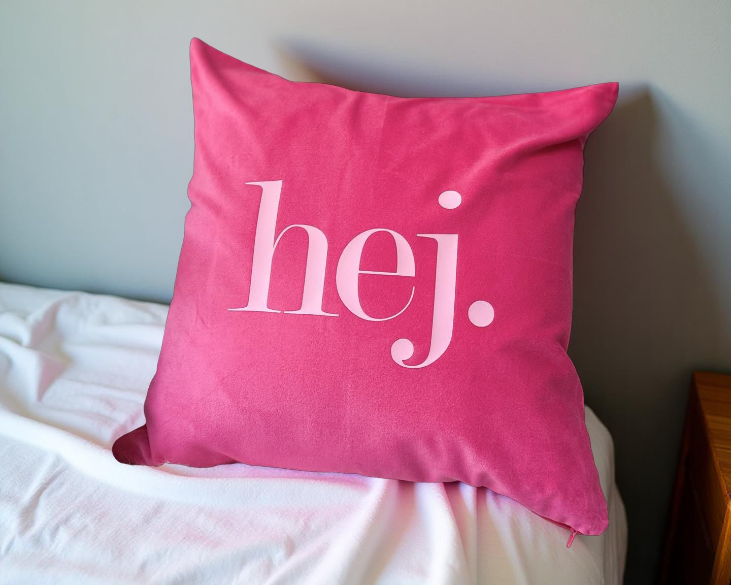 Kissen HEJ! | pinkes Samtkissen | Baumwolle Kissenbezug | 50 x 50 cm | Samt pink rosa