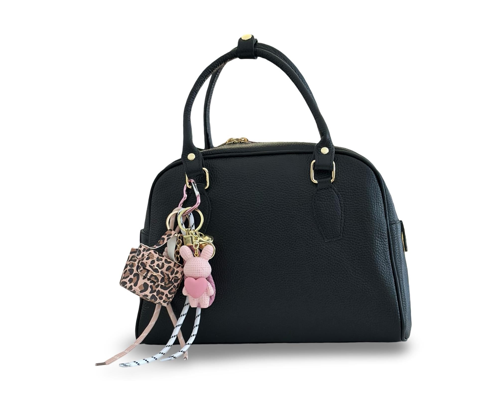 AnhĂ€nger Hase mit Herz und kleiner Leo Tasche | Taschenschmuck TaschenanhĂ€nger | Bag Charm rosa oder weiĂ