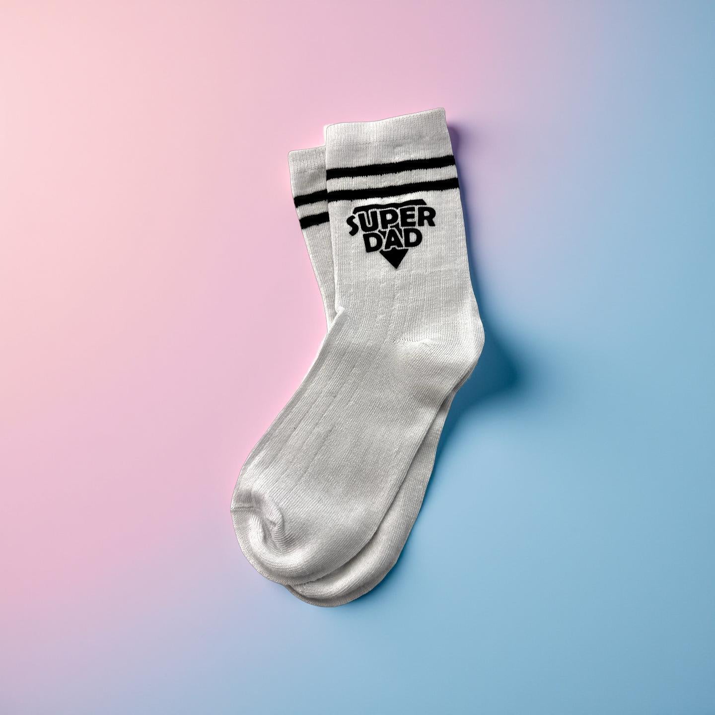 Vatertag: Super Dad Socken witzige Strümpfe beschriftet | lustiges Geschenk Papa Vater Dad