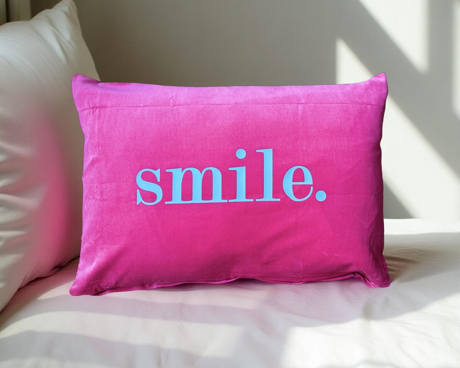 Kissen | smile. | pinkes Samtkissen Querformat | Baumwolle Kissenbezug | 40 x 58 cm | Samt pink blau