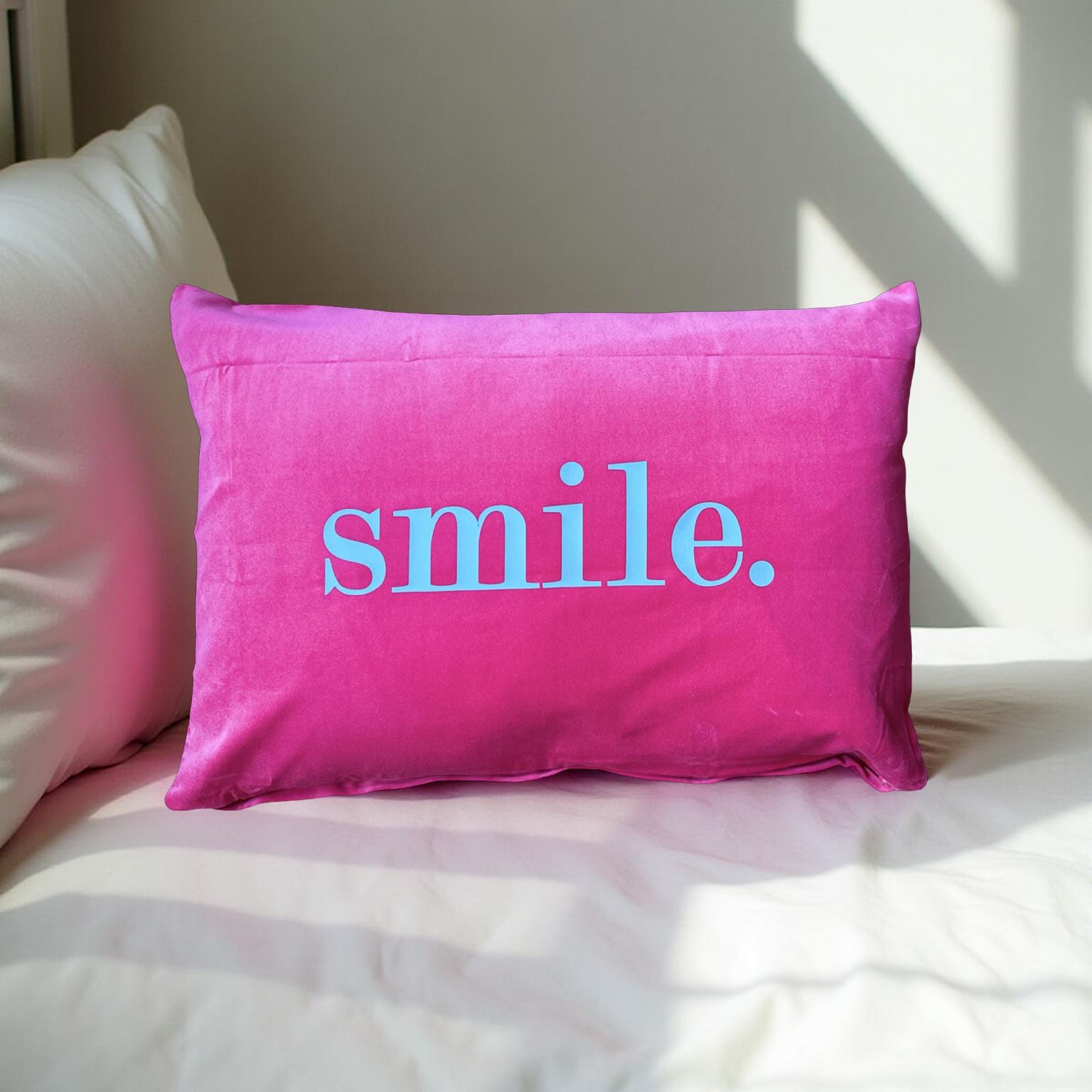 Kissen | smile. | pinkes Samtkissen Querformat | Baumwolle Kissenbezug | 40 x 58 cm | Samt pink blau