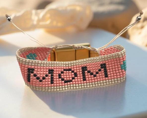 MOM gewebtes Perlenarmband | Ibiza Style | rosa beige schwarz grün | verstellbar | Geschenk Muttertag
