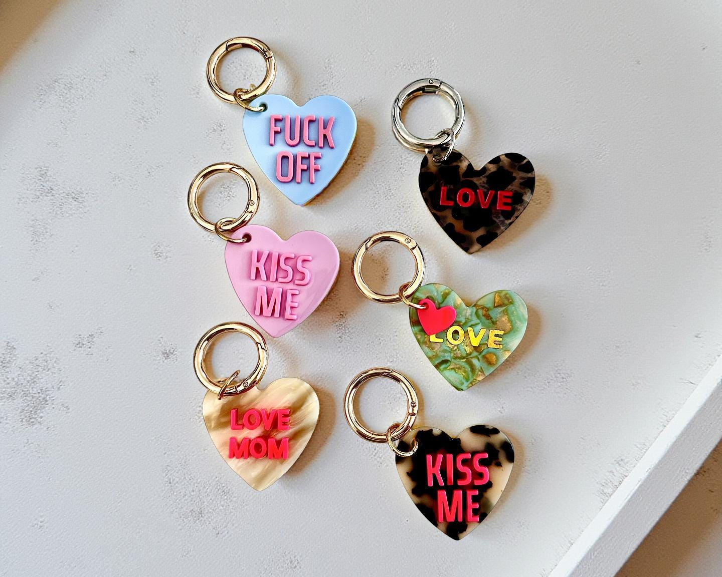 Herz Anhänger am großen goldenen Karabiner | Charm für Taschen | Schlüsselanhänger | Taschenschmuck Taschenanhänger | Bag Charm