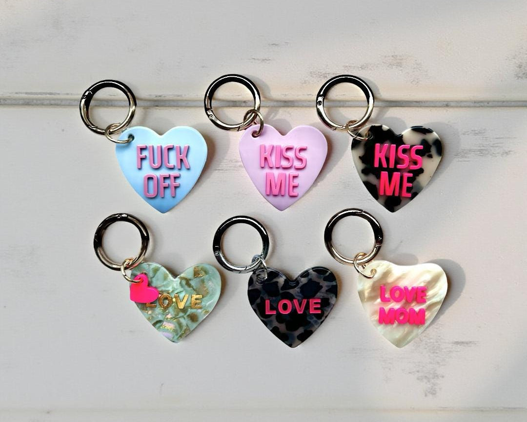 Herz Anhänger am großen goldenen Karabiner | Charm für Taschen | Schlüsselanhänger | Taschenschmuck Taschenanhänger | Bag Charm