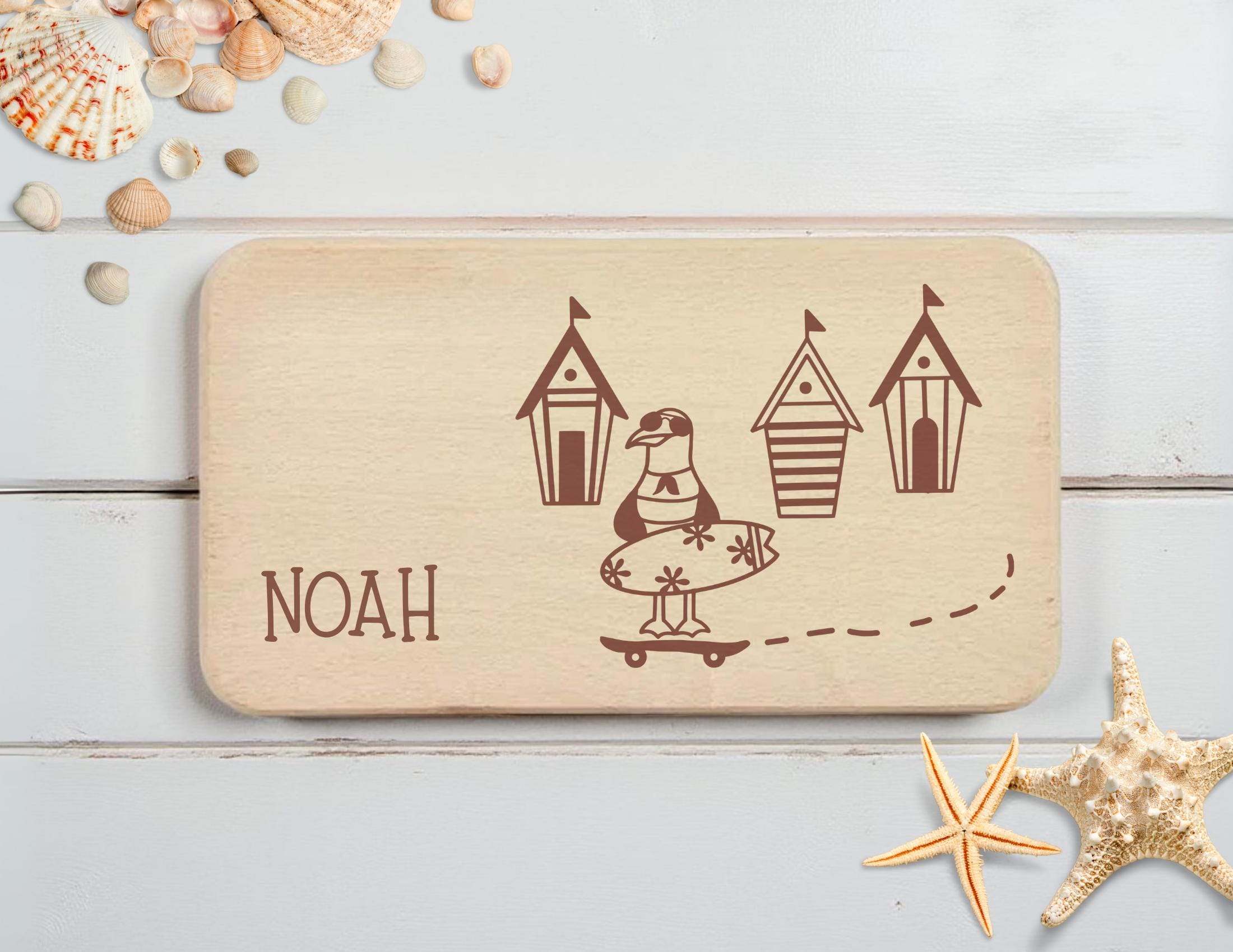 Personalisiertes Frühstücksbrettchen | maritime Motive Möwe | Lasergravur | Buchenholz | Moin Strand Meer | Geschenkidee Camping Kinder