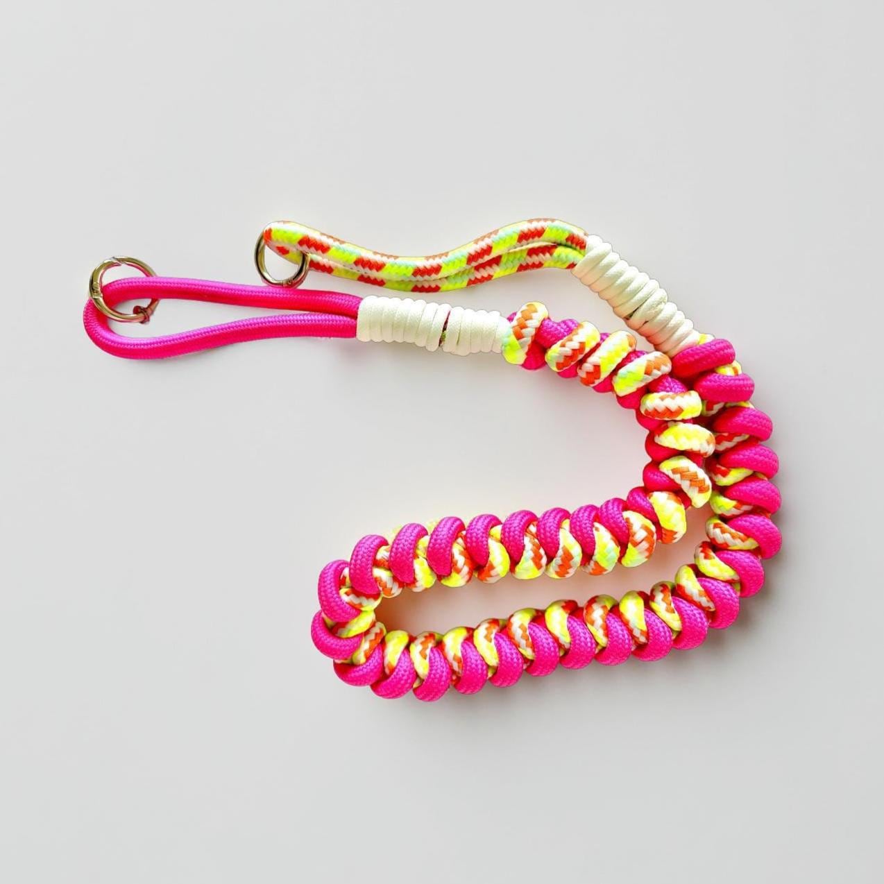 Handykette | dicker Handygurt aus Seil geknüpft | als Handyband oder Taschengurt - in leuchtendem Neon Pink und Neon Gelb