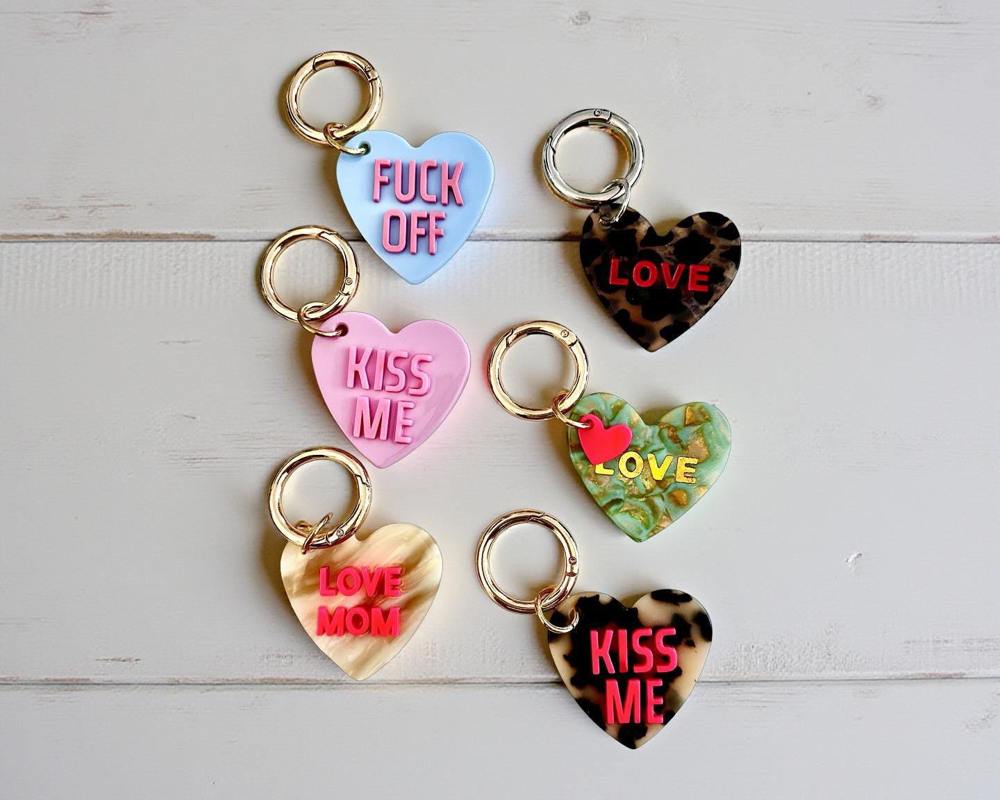 Herz Anhänger am großen goldenen Karabiner | Charm für Taschen | Schlüsselanhänger | Taschenschmuck Taschenanhänger | Bag Charm