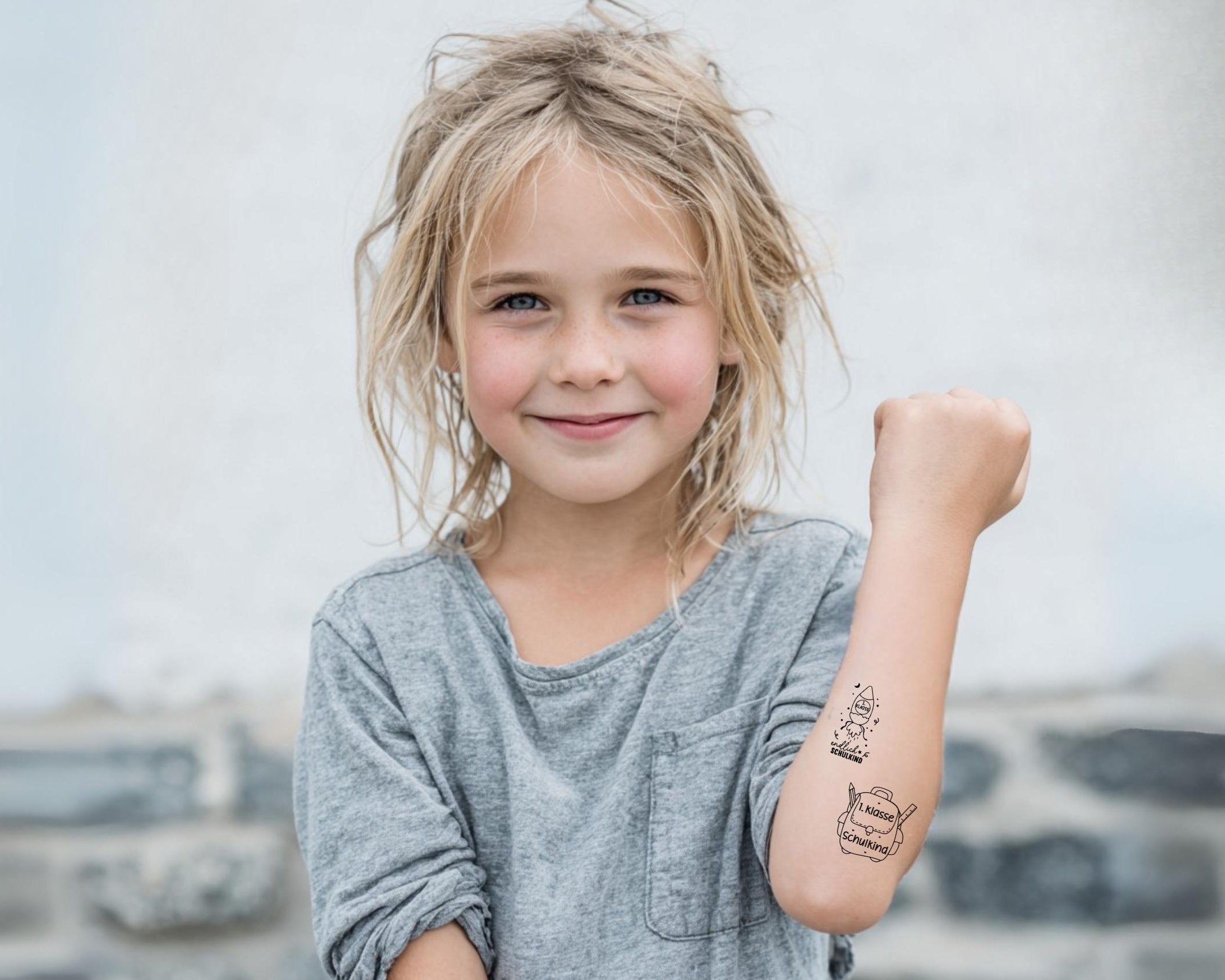 Schulkind | personalisierbare Tattoos zum Schulanfang | Kindertattoo mit Namen | 24er Set | für Jungs & Mädchen 1. Schultag | zum Schulstart