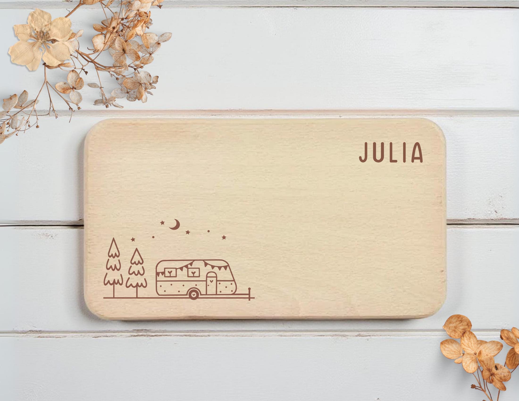 Personalisiertes Frühstücksbrettchen für Camper | Lasergravur | Buchenholz | Geschenkidee Camping mit Namen