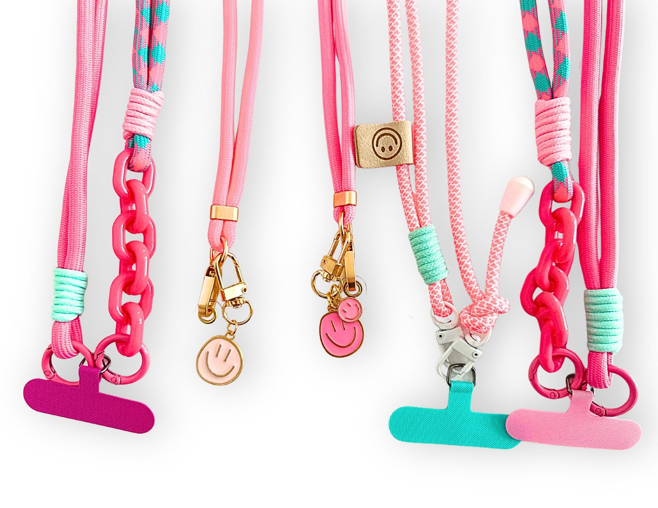 Bunte Handyketten | universal Schnur Band für Mobiltelefone inkl. Adapter | pink | Smiley Anhänger | Ketten Glieder in pink