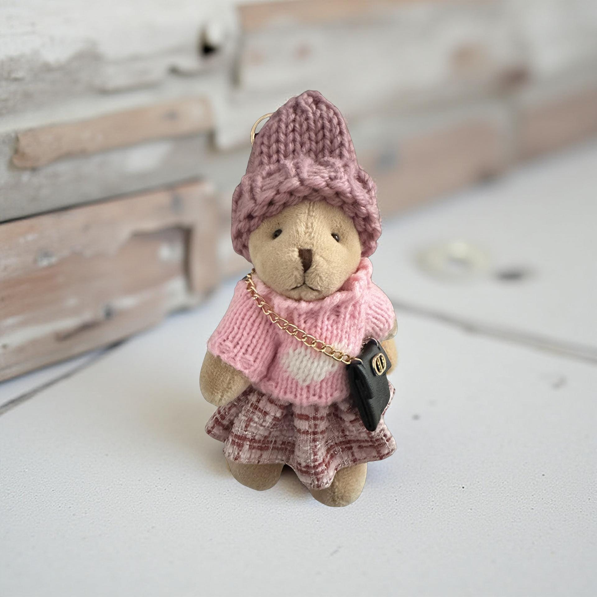 Bag Charm Teddy Fashion | Anhänger Tasche oder Schlüssel | Taschenschmuck Taschenanhänger | Bärchen rosa oder schwarzes Kleid Strickmütze