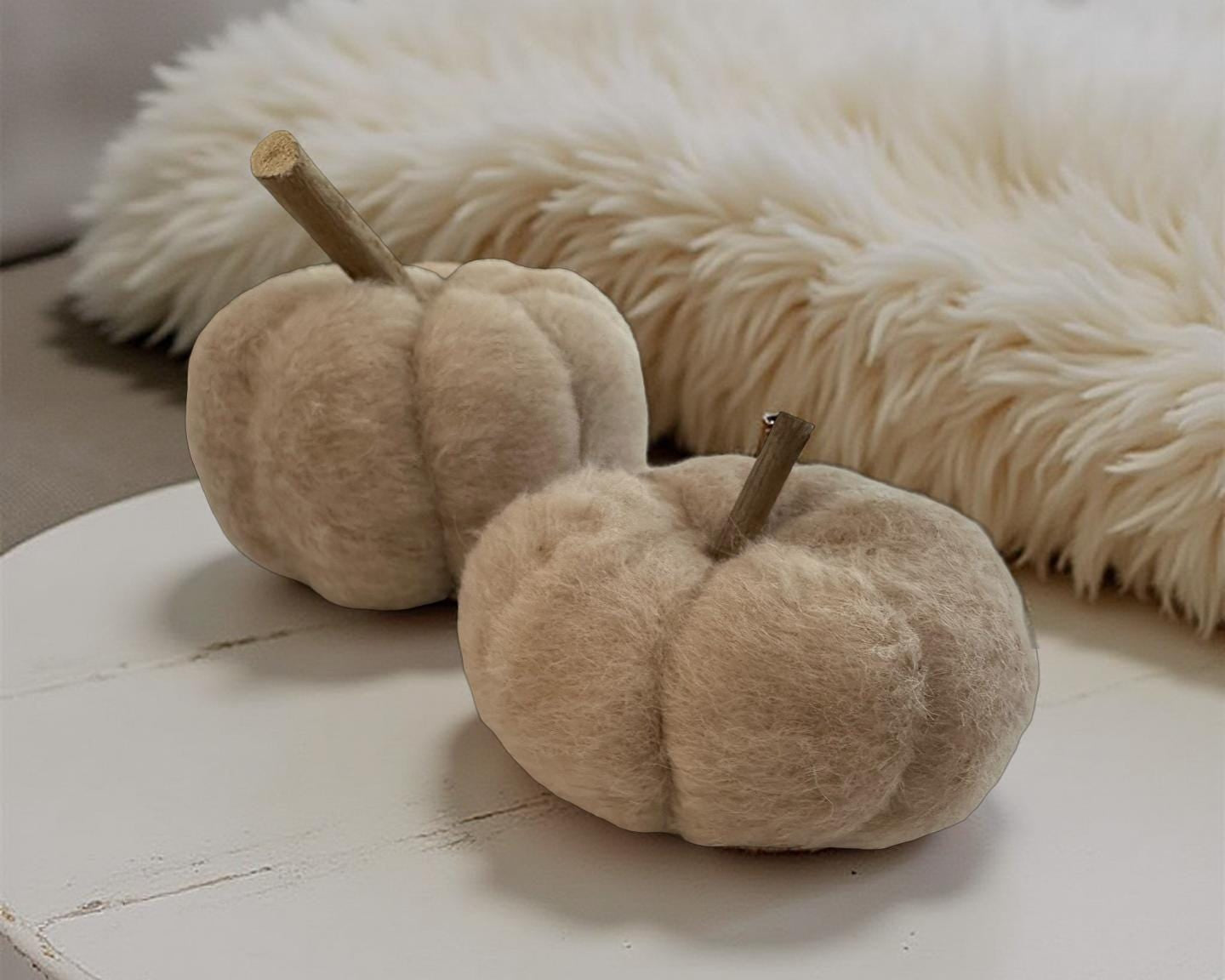 Deko Kürbisse | verschiedene Größen und Materialien | Boucle Filz Keramik Halloween Herbst Dekoration