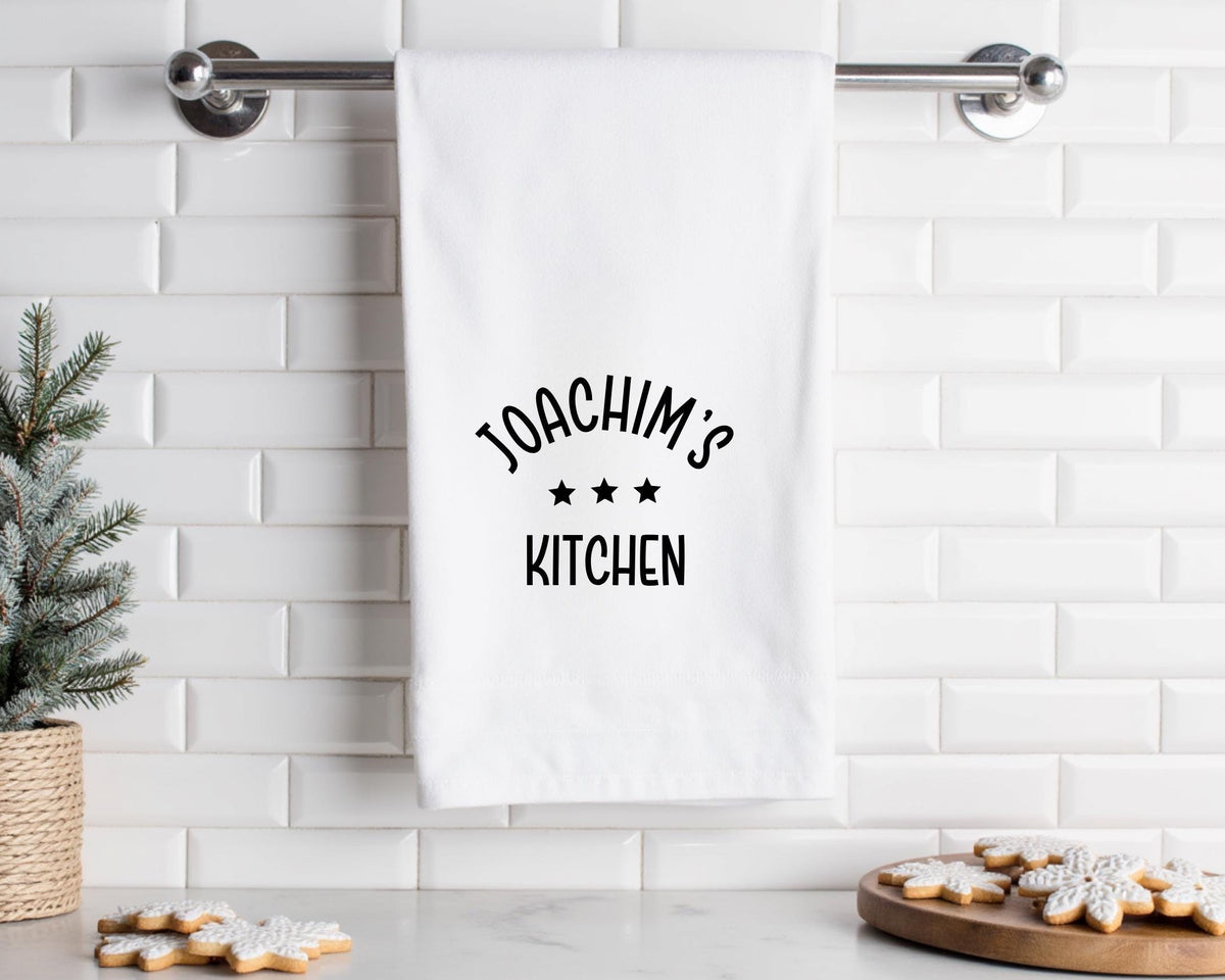 Geschirrtuch personalisiert | Name und Kitchen | in weiß mit schwarzer Schrift | Geschenk Weihnachten