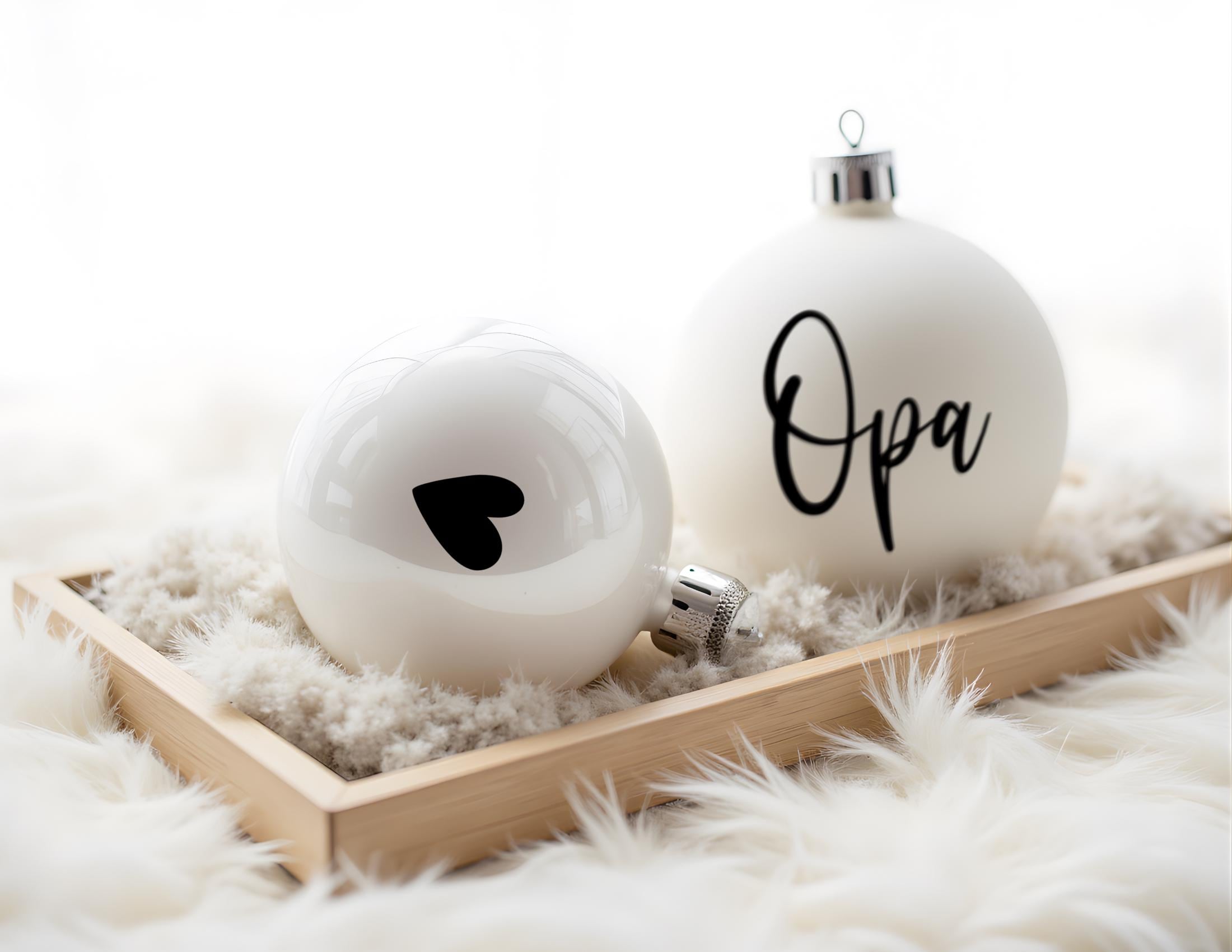 Personalisierte Weihnachtskugel | 8 cm Durchmesser | weiß matt oder glänzend | Kugel mit Name