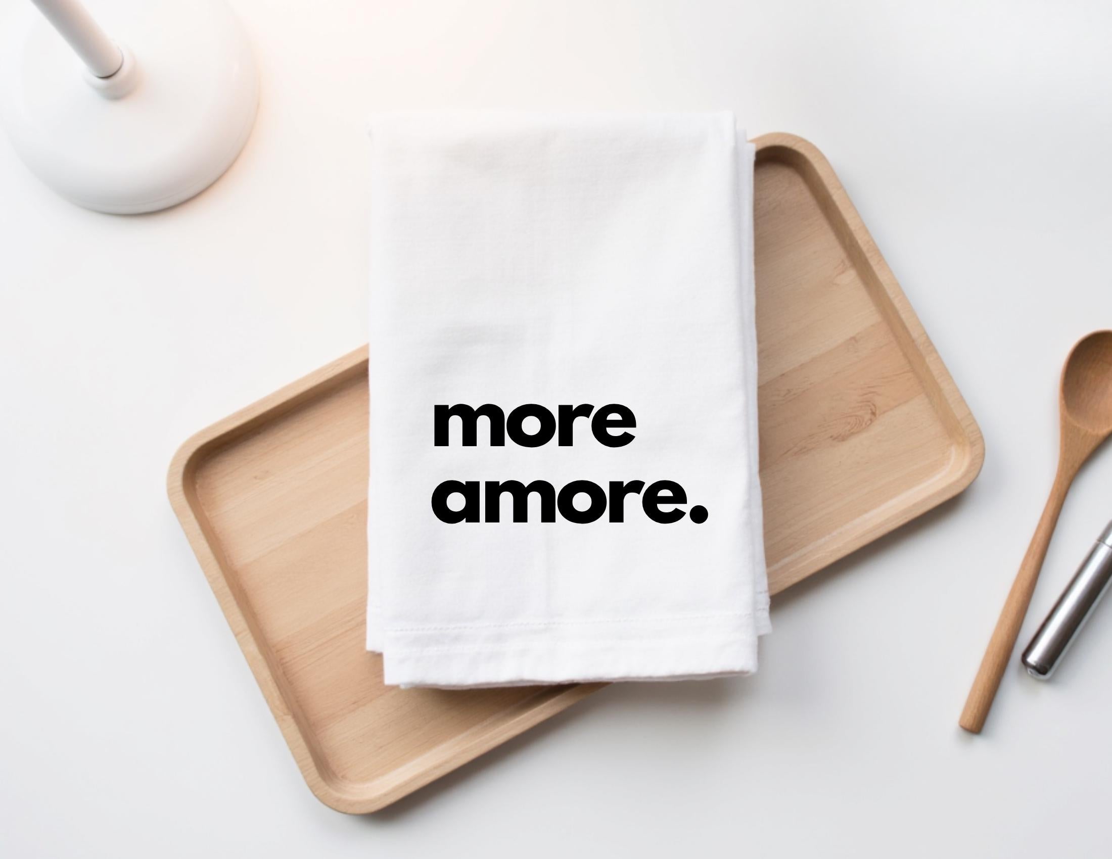 Geschirrtuch | weißes oder schwarzes Küchenhandtuch | More amore. | Liebe | mit weißer, schwarzer oder pinker Beschriftung