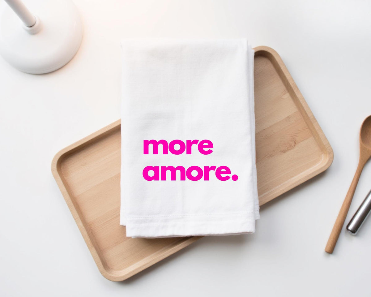 Geschirrtuch | weißes oder schwarzes Küchenhandtuch | More amore. | Liebe | mit weißer, schwarzer oder pinker Beschriftung