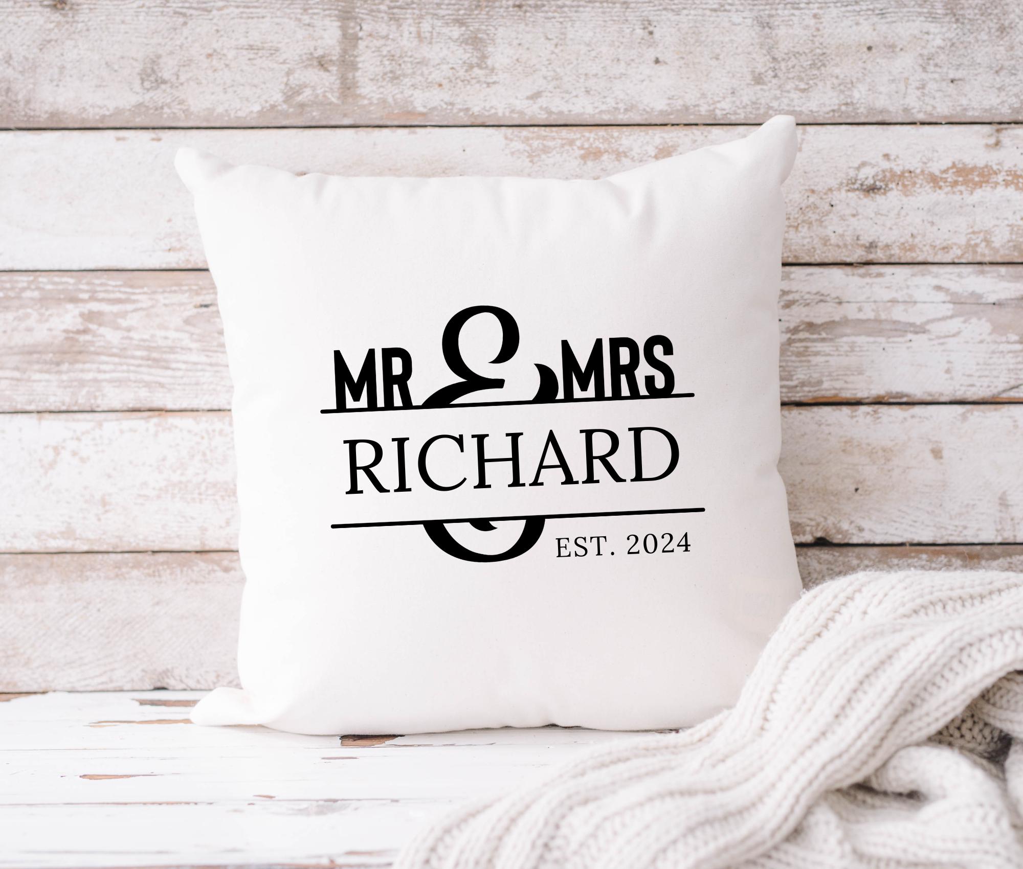 Kissen Hochzeit | Hochzeitskissen | personalisiertes Kissen 40 x 40 cm | Brautpaar | Mr. & Mrs. Name Jahr