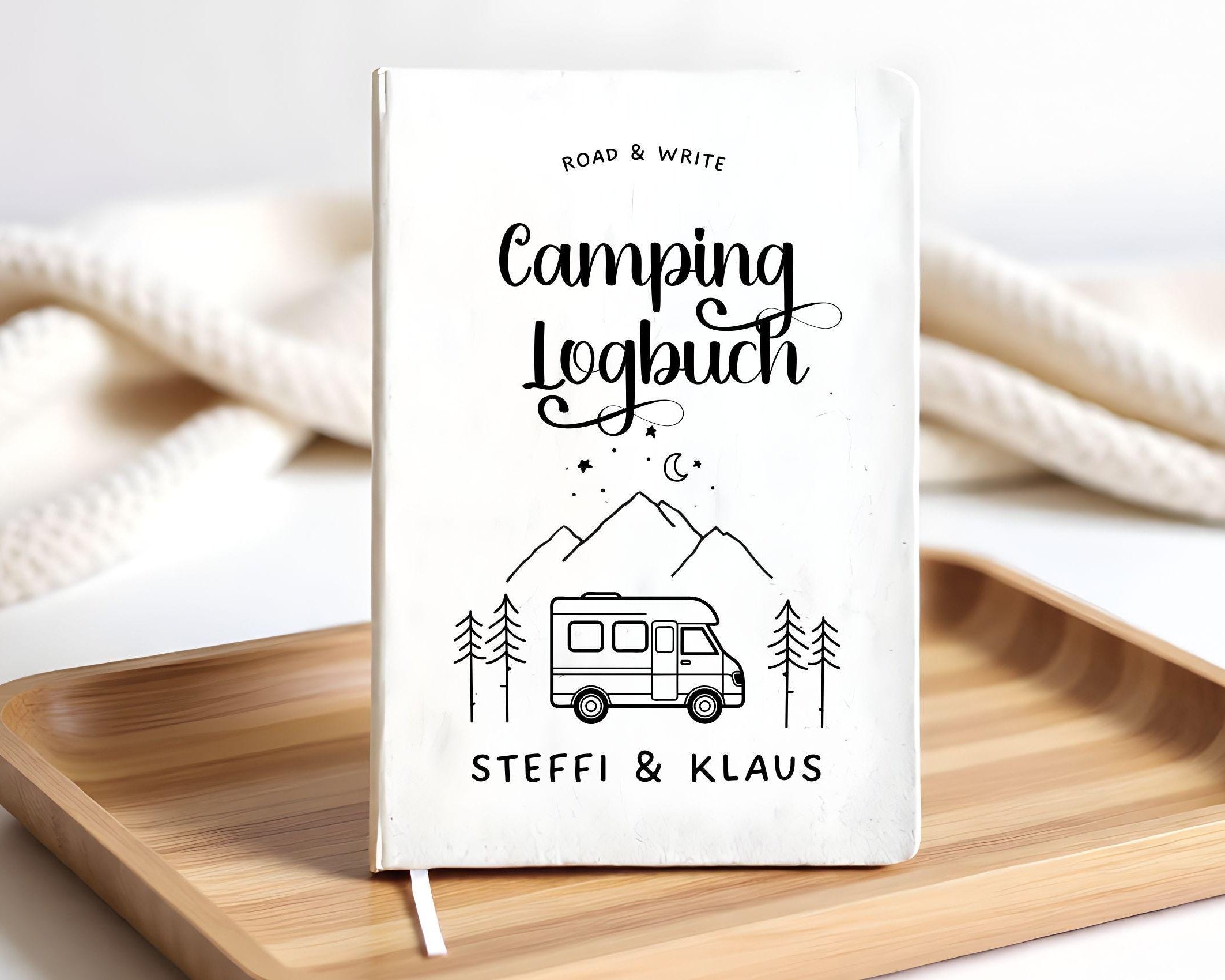 Camping Tagebuch | Weißes Notizbuch mit Personalisierung | Logbuch für Camper in A5 liniert | anpassbar Name, Titel und zusätzliche Headline