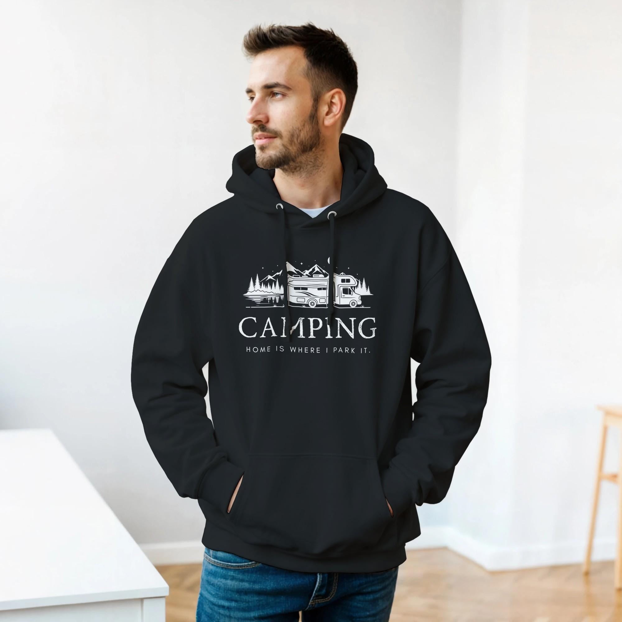Schwarzer Hoodie für Camper - 'Home is Where I Park It' - Bequeme Baumwollmischung