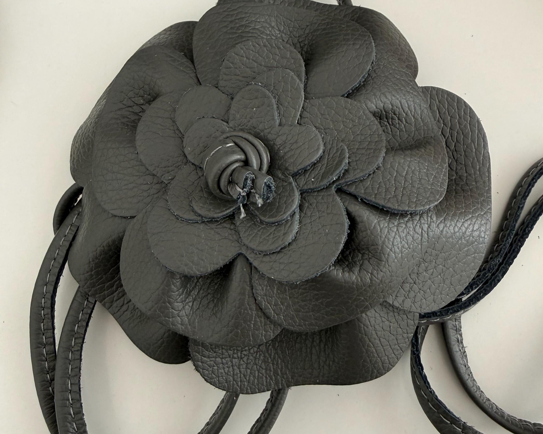 Blumen Leder Gürtel | Bindegürtel Blüte | große Lederblume | schwarz, gold, pink, taupe, flieder, silber, Leo, Khaki, Braun | echt Leder