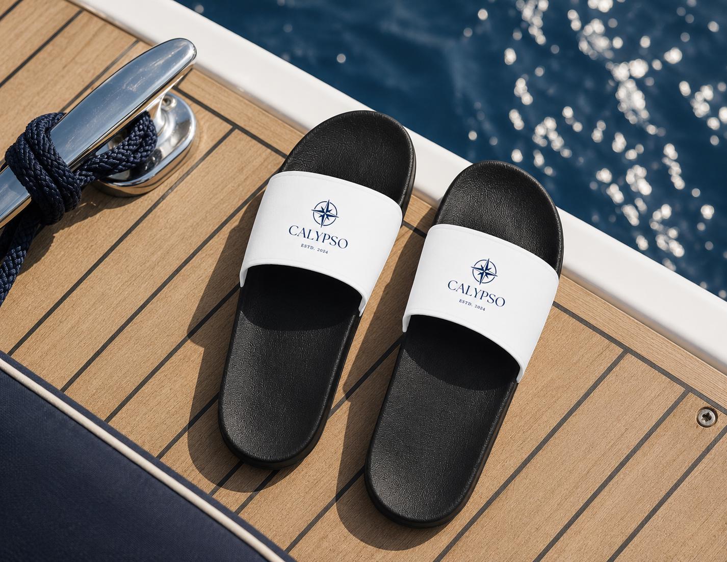 Personalisierte Badelatschen mit Bootsname | Geschenk für Bootsbesitzer | Maritime Slides mit Bootsnamen | Yacht Geschenk | Segelurlaub