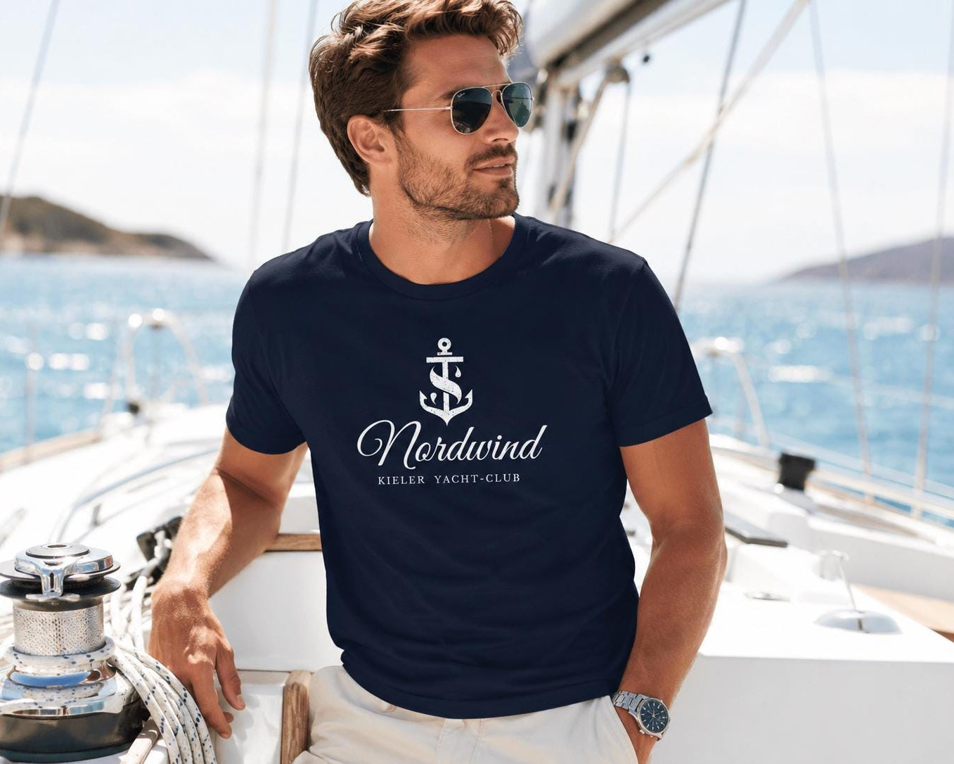 Personalisierbares Boots-Shirt mit Bootsname – Geschenkidee für Segler, Skipper & Bootsliebhaber