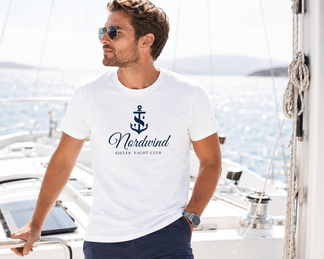 Personalisierbares Boots-Shirt mit Bootsname – Geschenkidee für Segler, Skipper & Bootsliebhaber