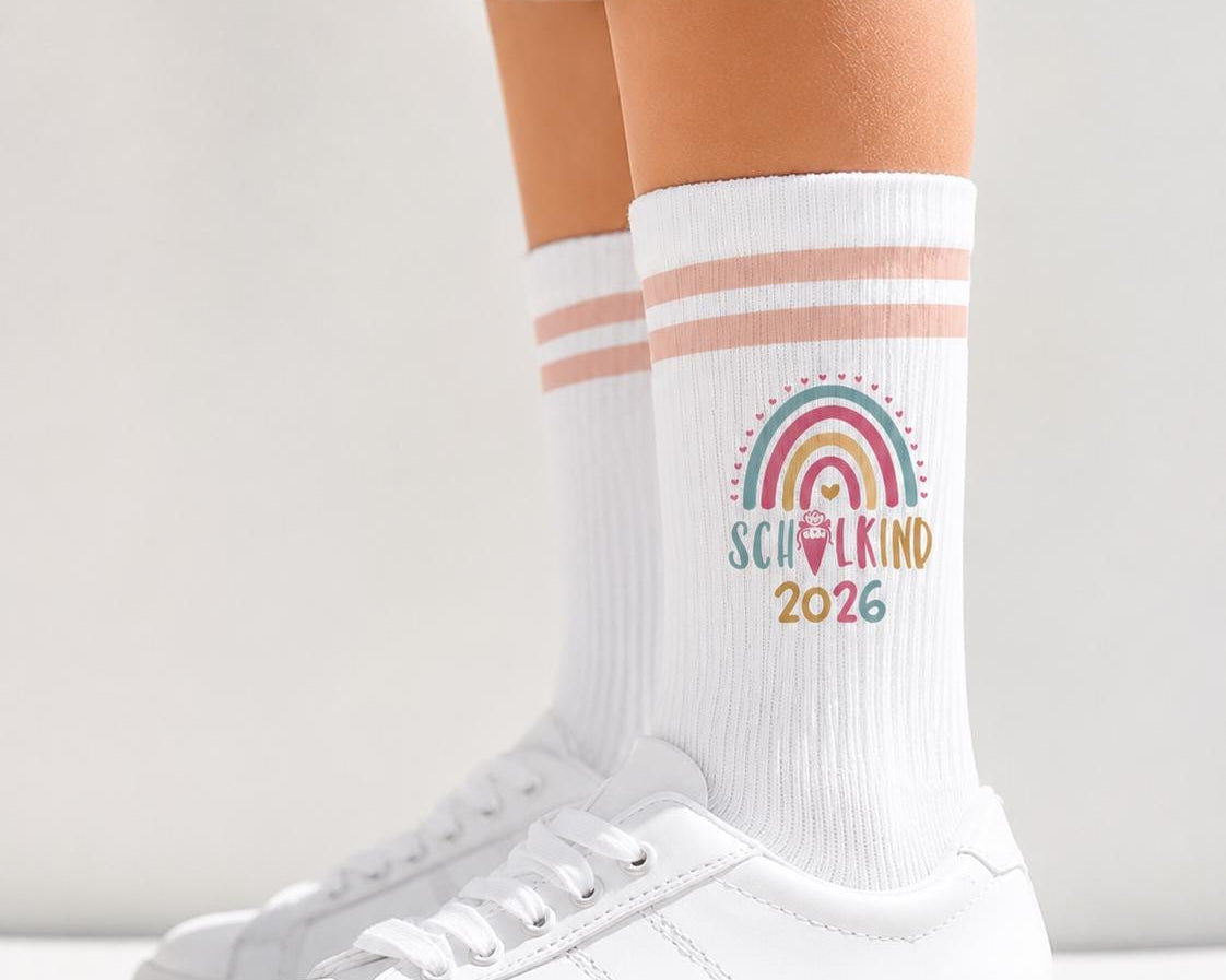 Personalisierbare Schulkind 2026 Socken mit Streifen, Einschulung Geschenk Mädchen Junge, bunte Socken, Geschenk Einschulung, Bio-Baumwolle