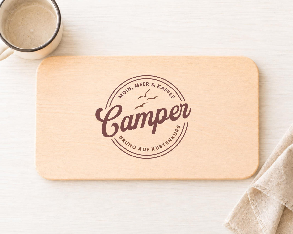 Personalisiertes Frühstücksbrettchen für Camper | Lasergravur | Buchenholz | Geschenkidee Camping mit Namen