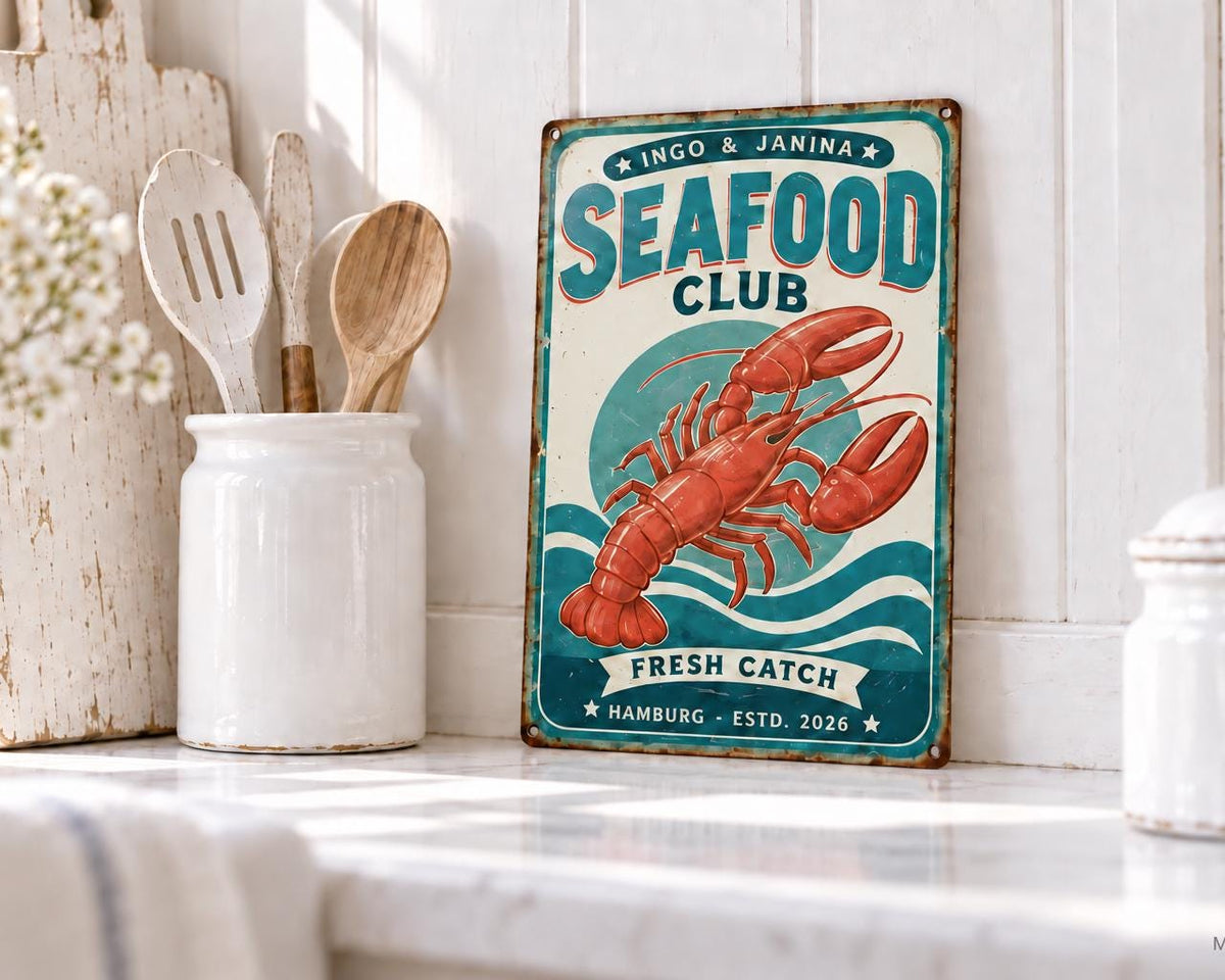 Personalisiertes Blechschild „Seafood Club“ mit Namen und Ort | 20 x 30 cm