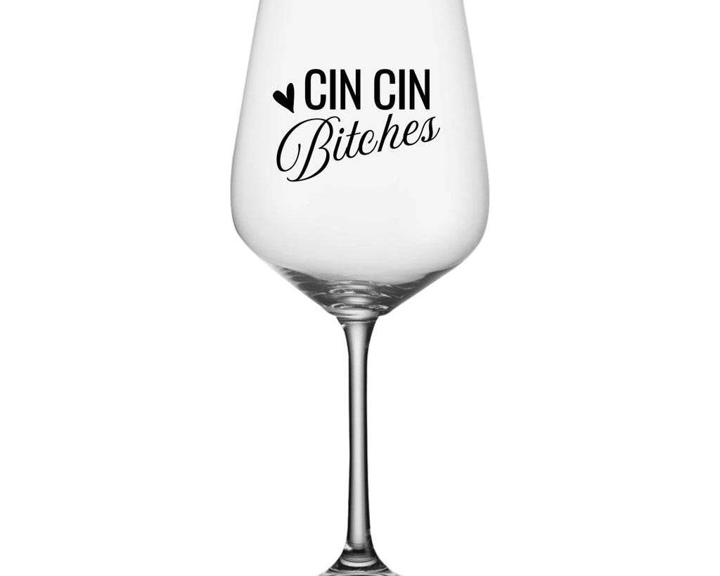 Personalisiertes Weinglas mit Name | Cheers, Cin Cin oder Santé | Geschenk für Frauen & Mädelsabend