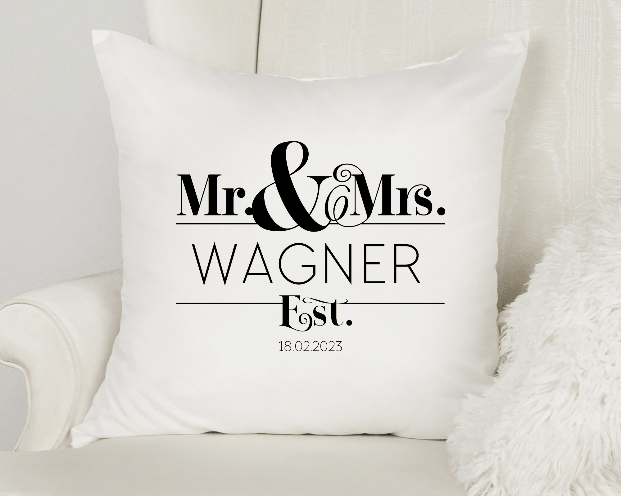 Kissen | Mr. & Mrs. | personalisiert | 40 x 40 cm - Roo's Gift Shop