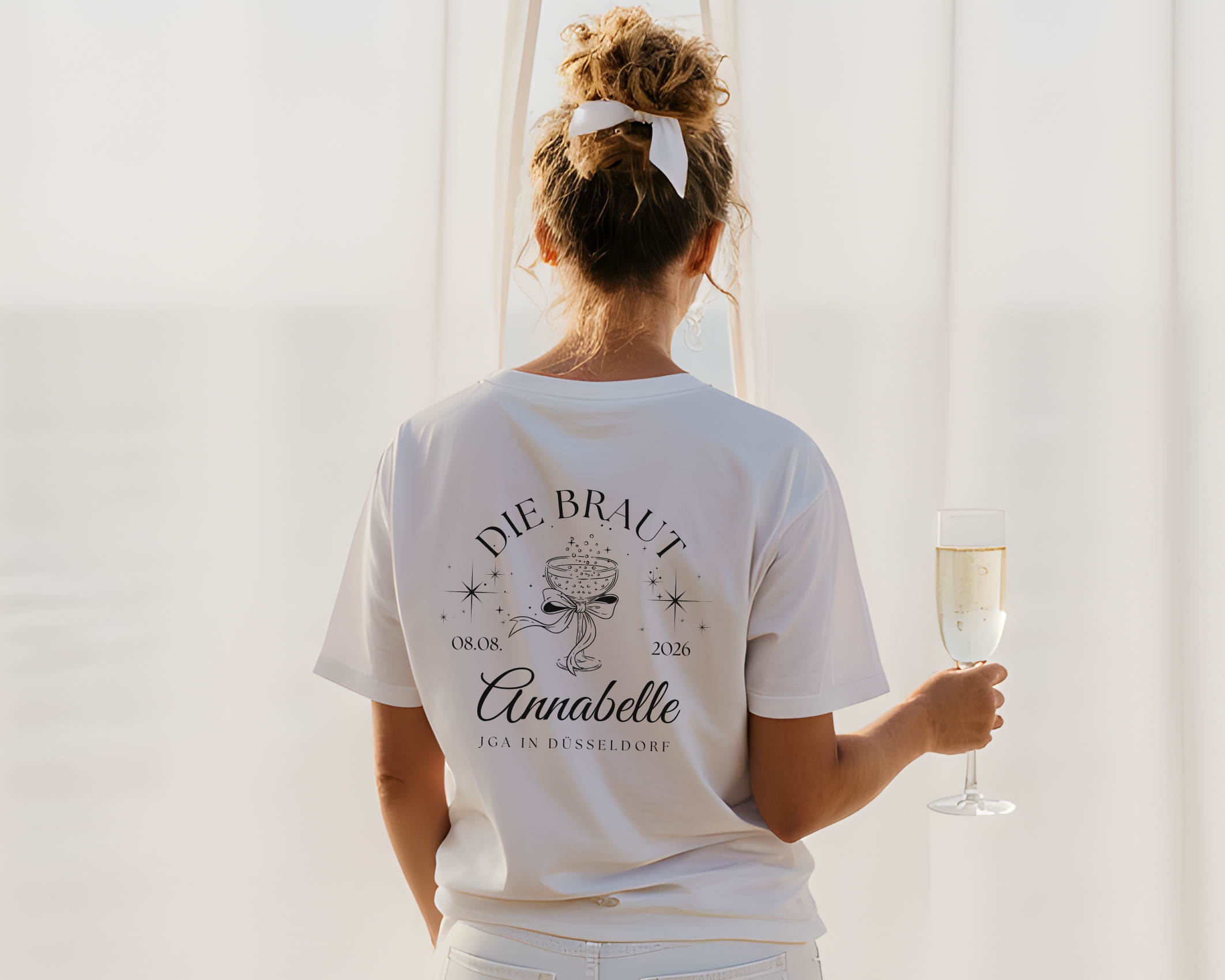 Braut T-Shirt - personalisiert für den JGA – mit Namen, Datum & Ort Roo's Gift Shop