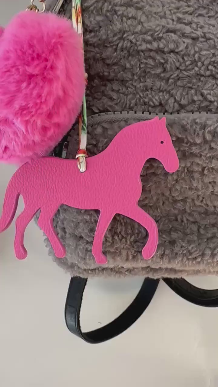 Pferd Anhänger für Tasche | pinker Taschenschmuck | Pferde Taschenanhänger rosa | Geschenk Reiterin