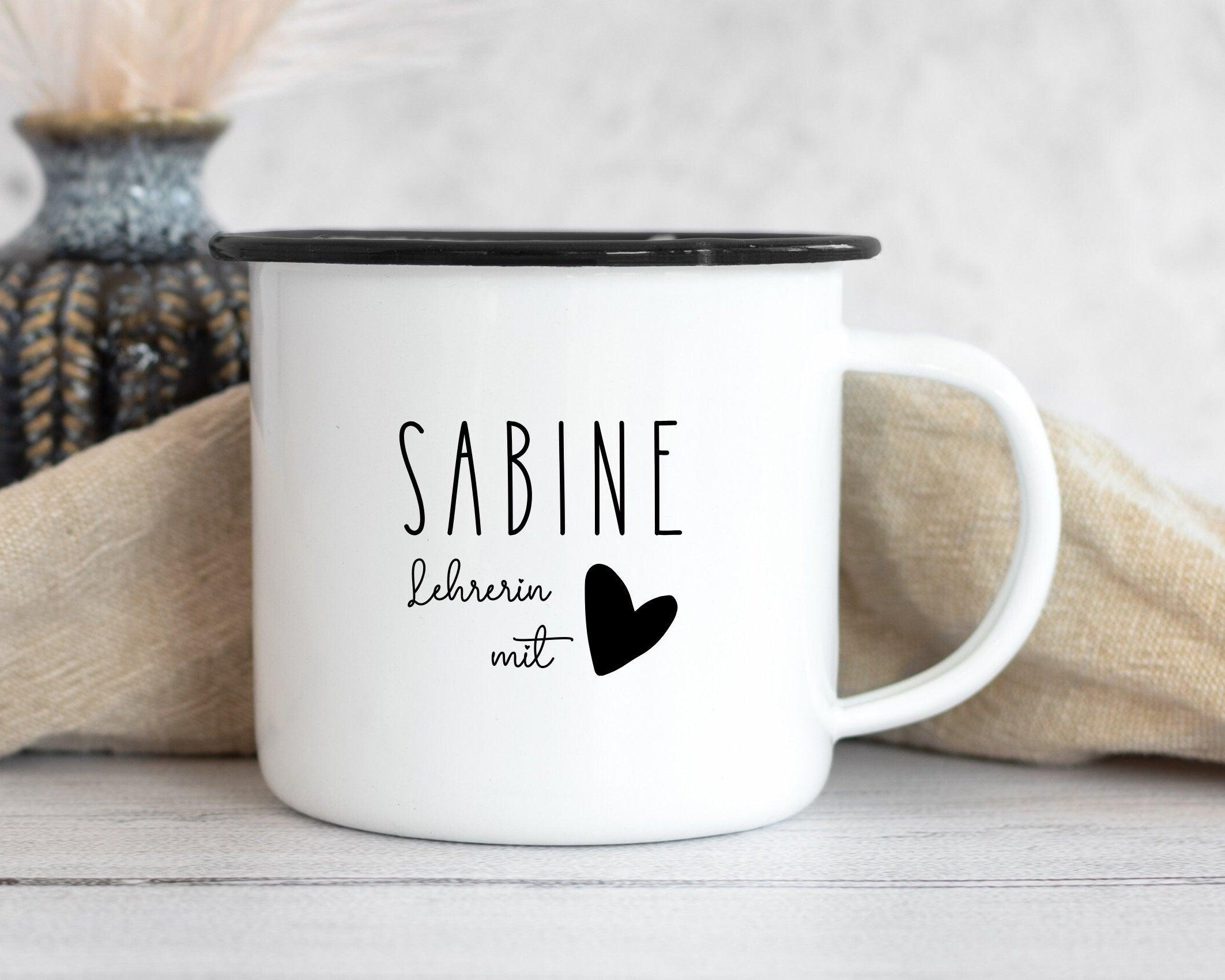Emaille Tasse | Lehrerin mit Herz | Abschiedsgeschenk - Roo's Gift Shop