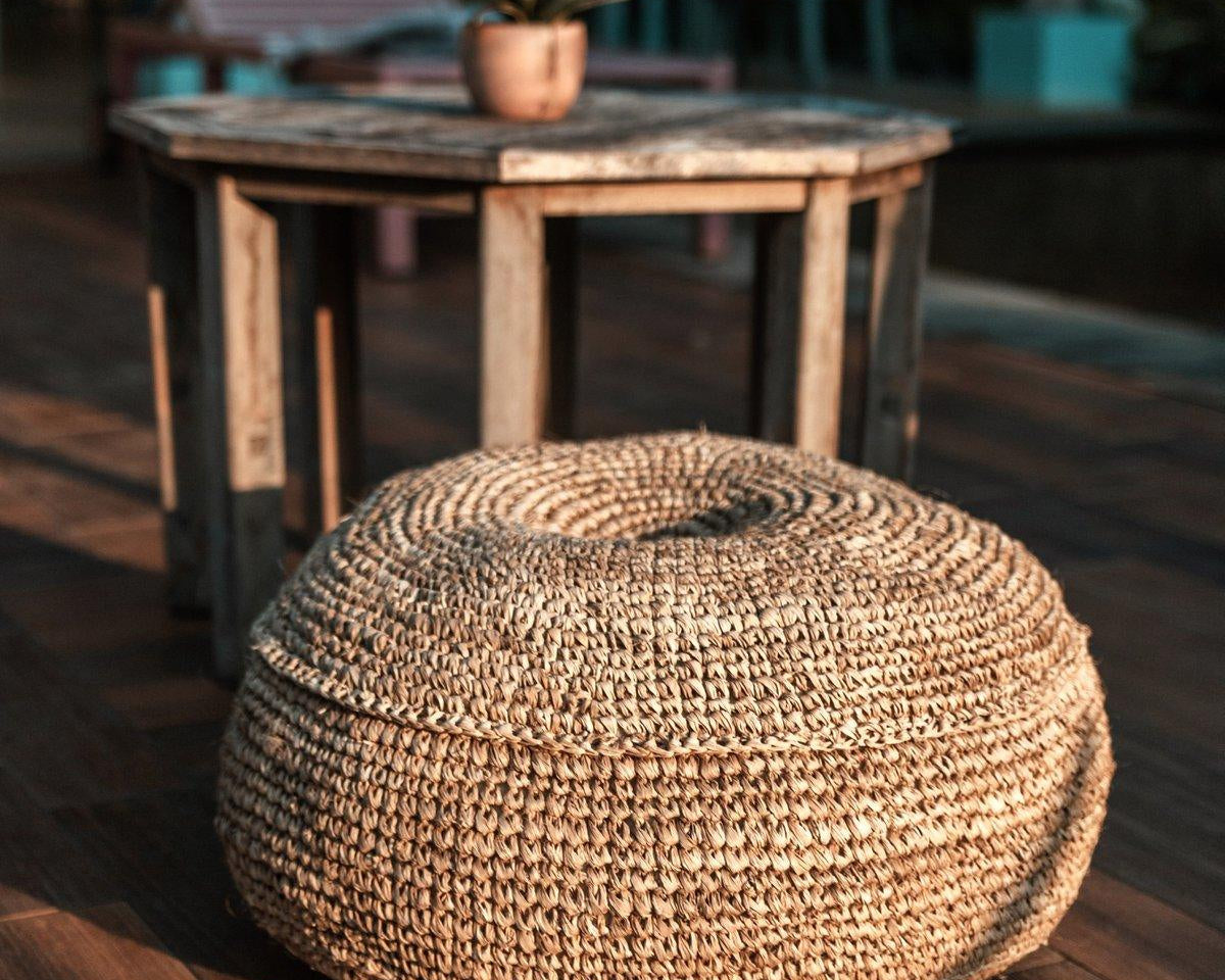Hocker | Sitzsack TELU aus Bast (2 Größen) - Roo's Gift Shop